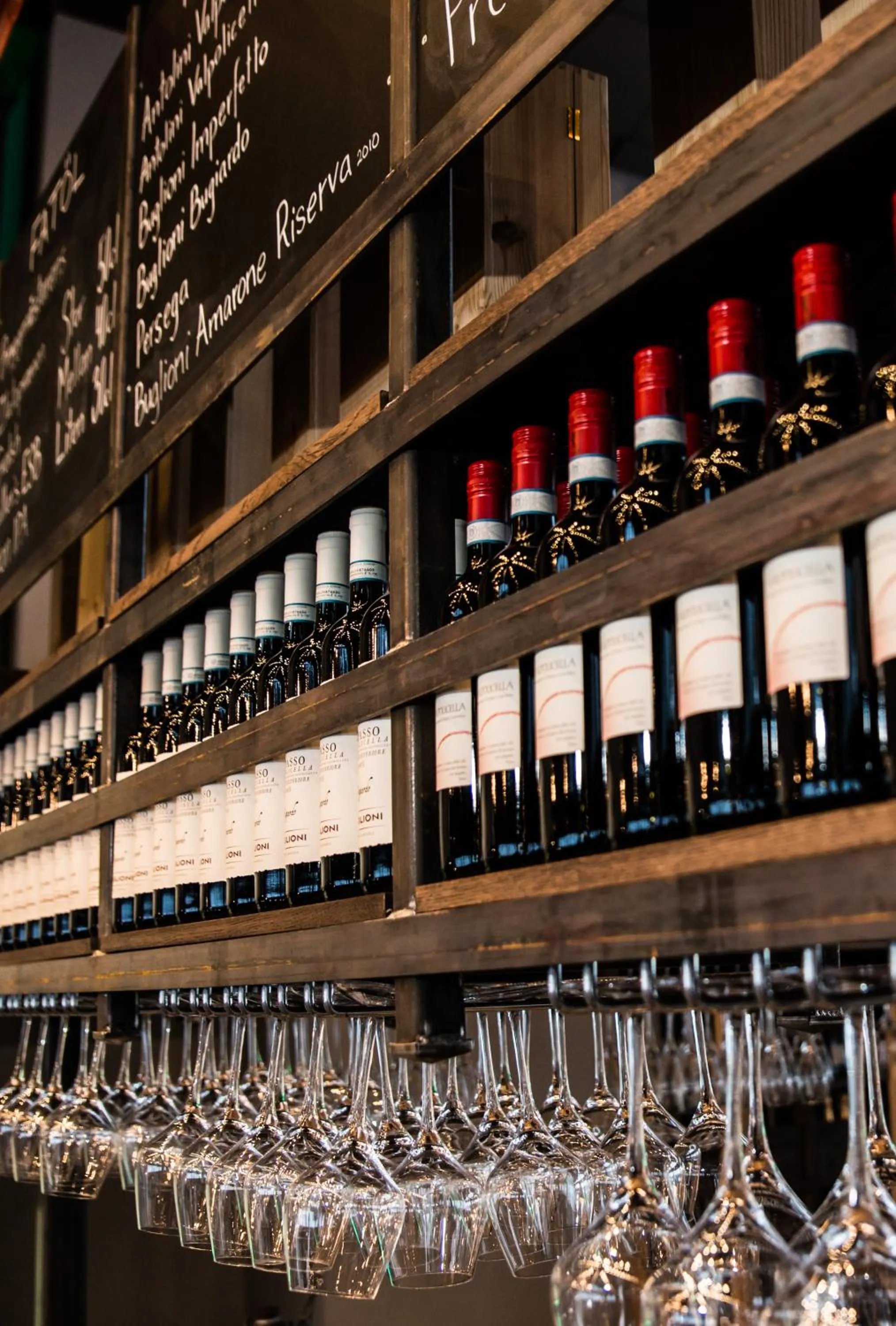 Lounge or bar in Mountain Lodge