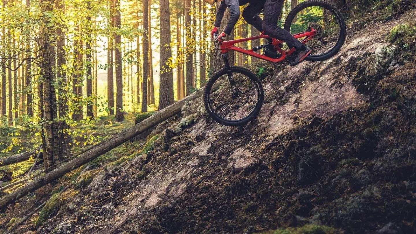 Cycling in Mountain Lodge