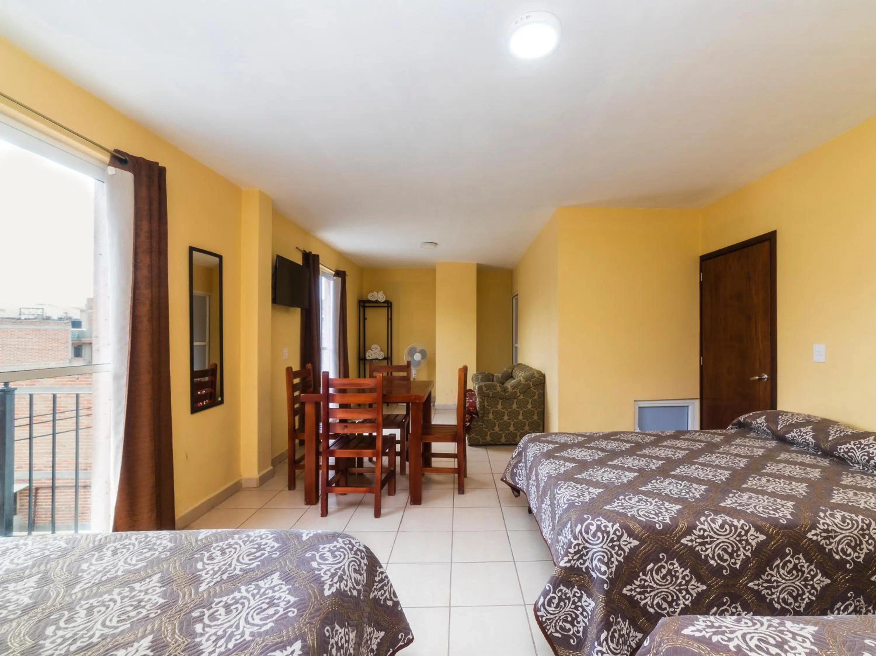 Photo of the whole room, Bed in Hotel Zaragoza, San Juan de los Lagos