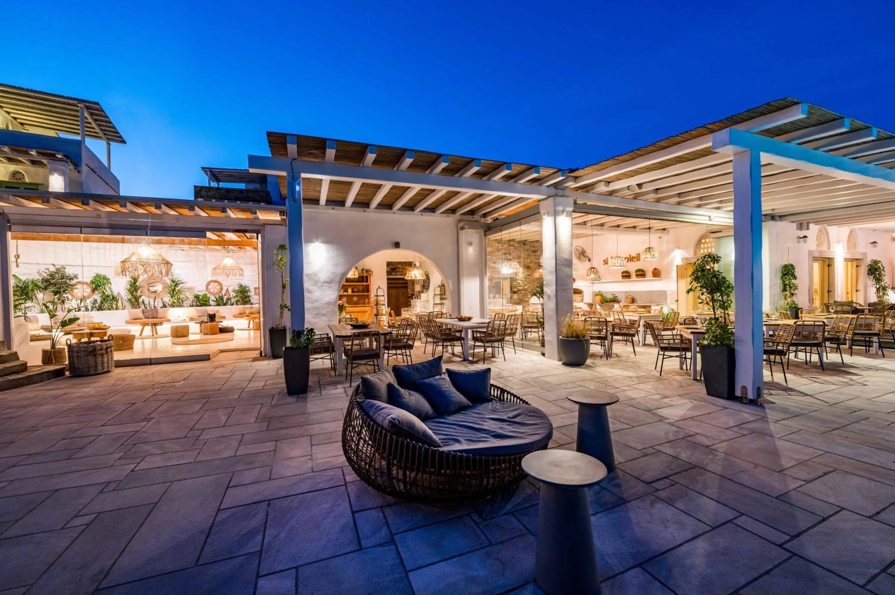 Patio in Anthea Hotel