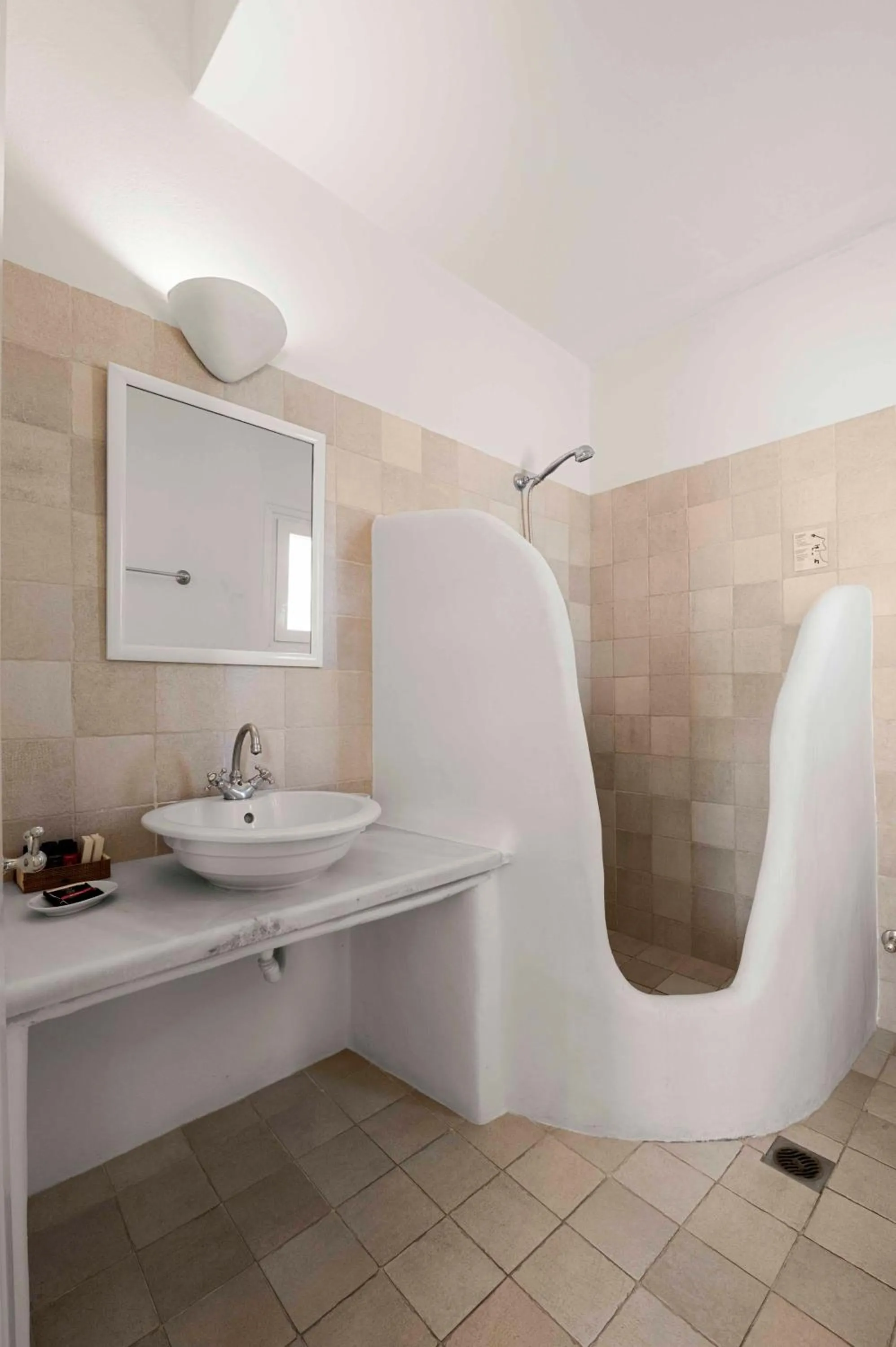 Bathroom in Anthea Hotel