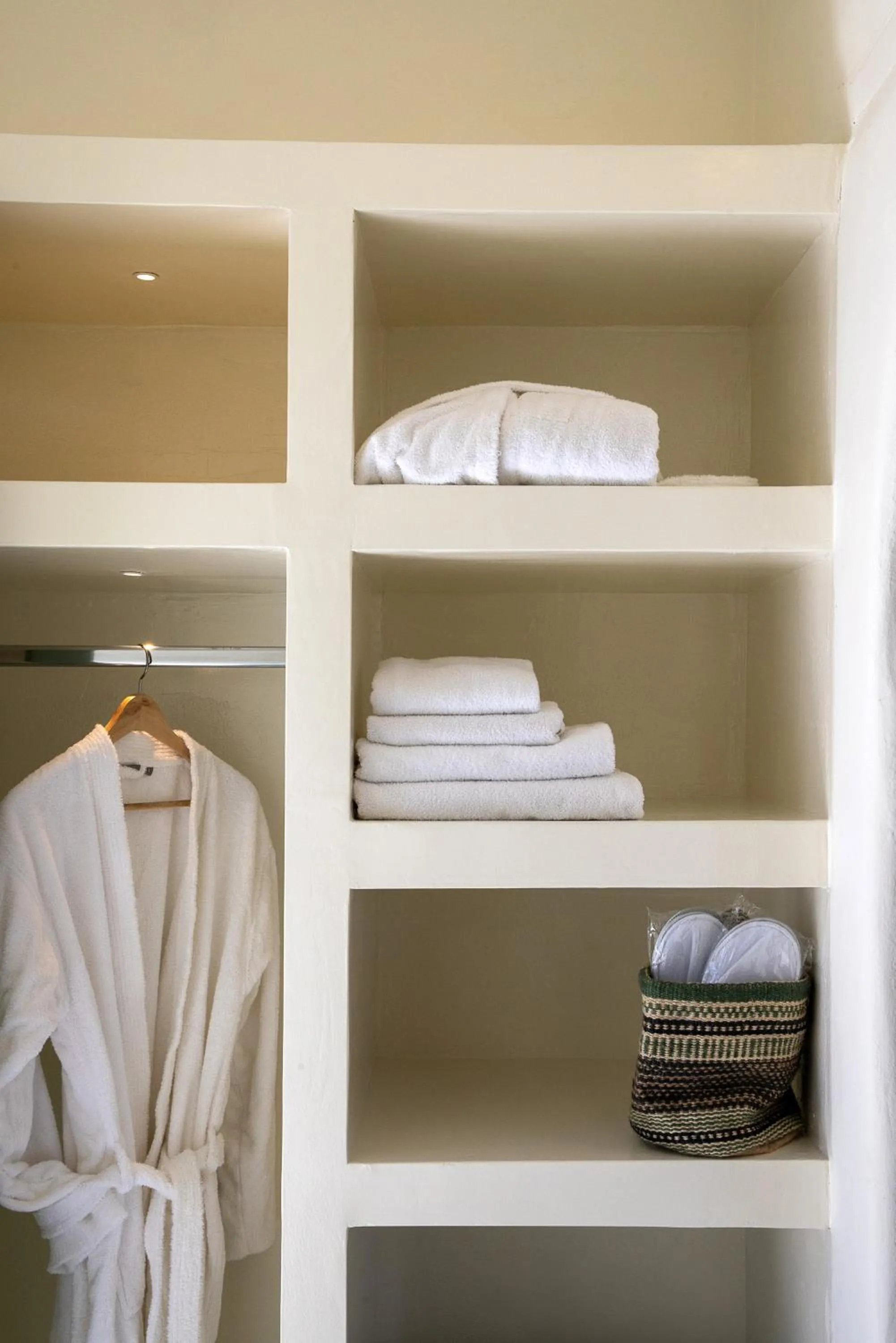 wardrobe in Anthea Hotel