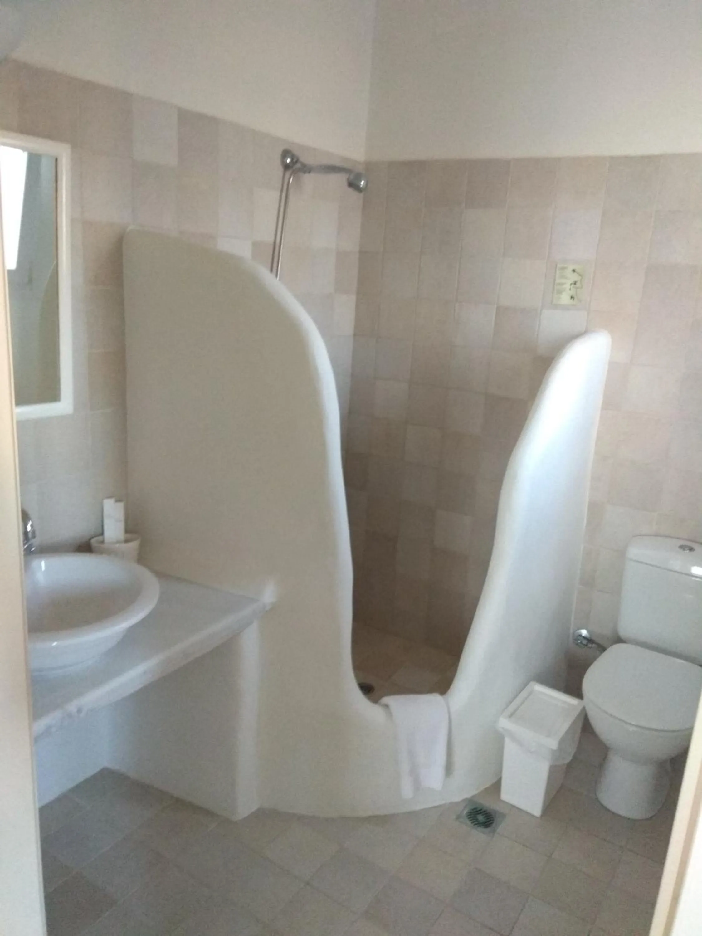 Bathroom in Anthea Hotel