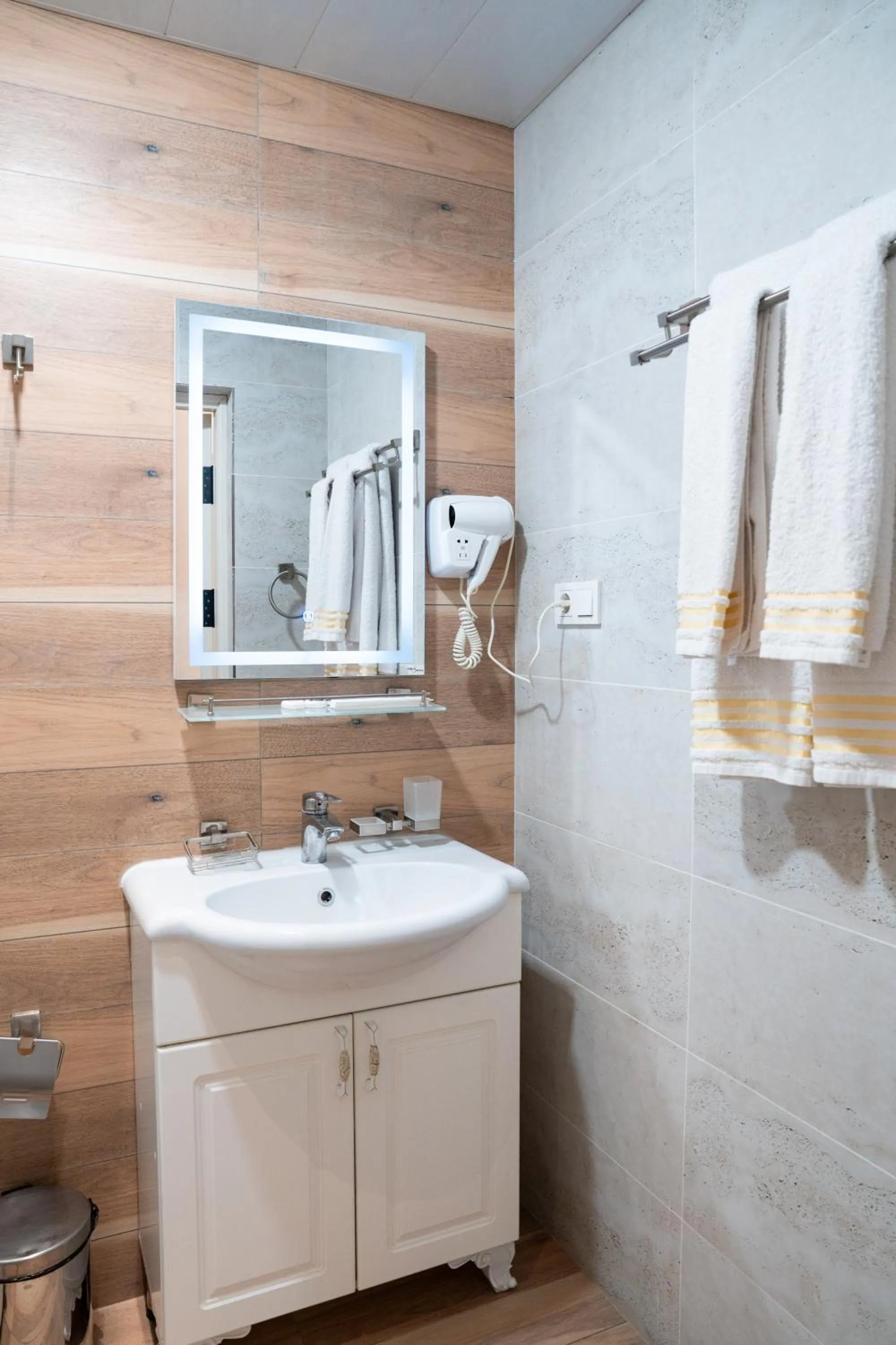 Meros Boutique Hotel