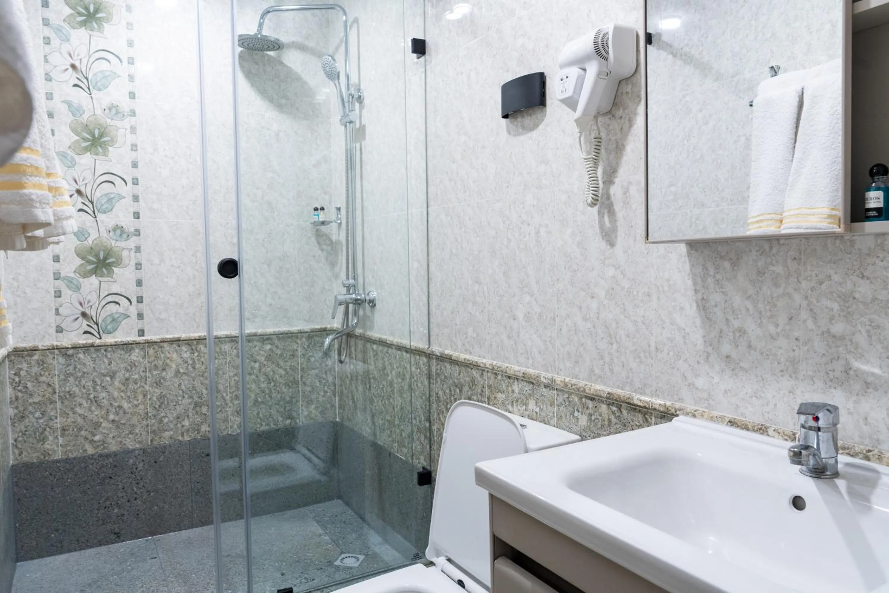 Meros Boutique Hotel