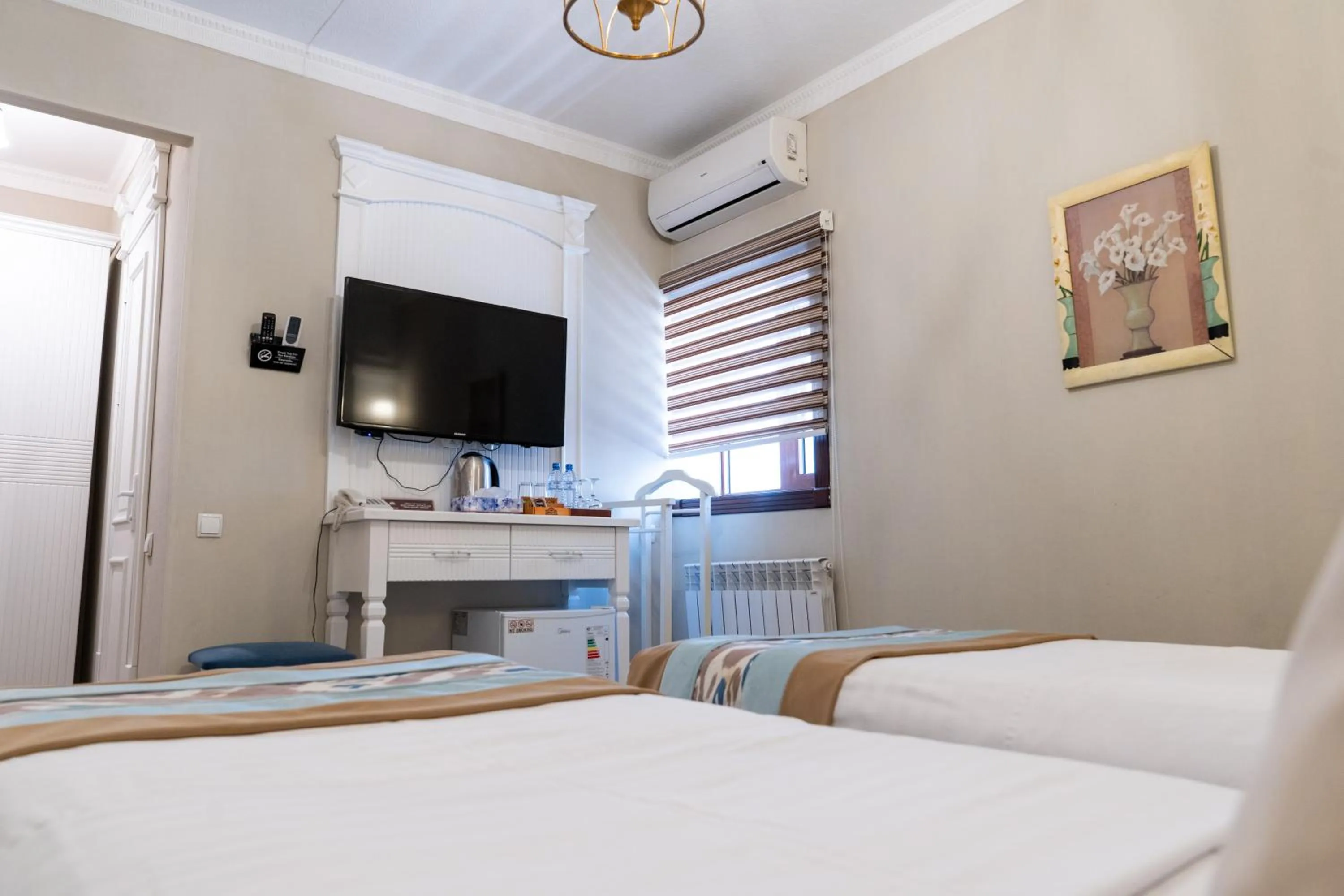 Meros Boutique Hotel