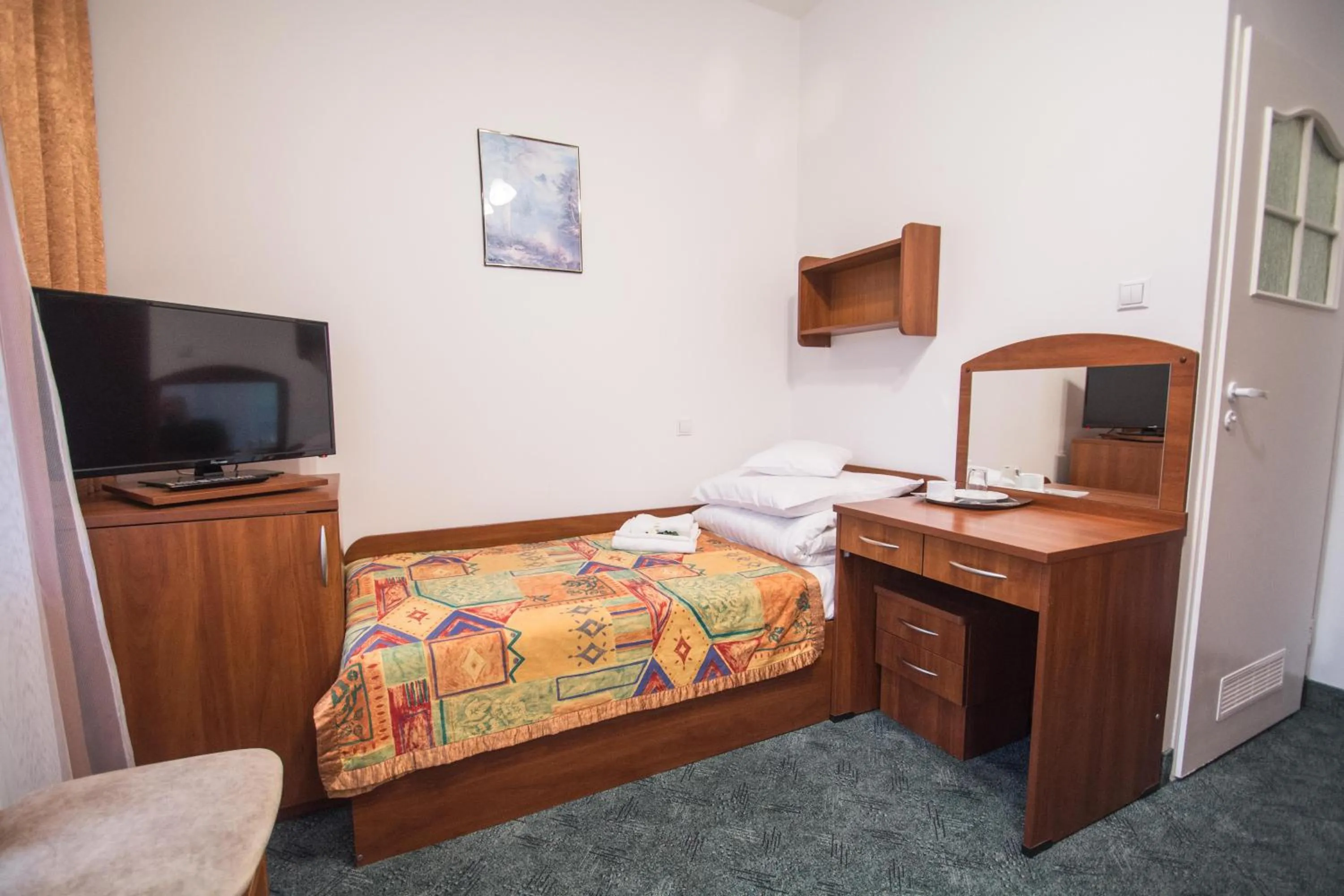 Bed in Stella