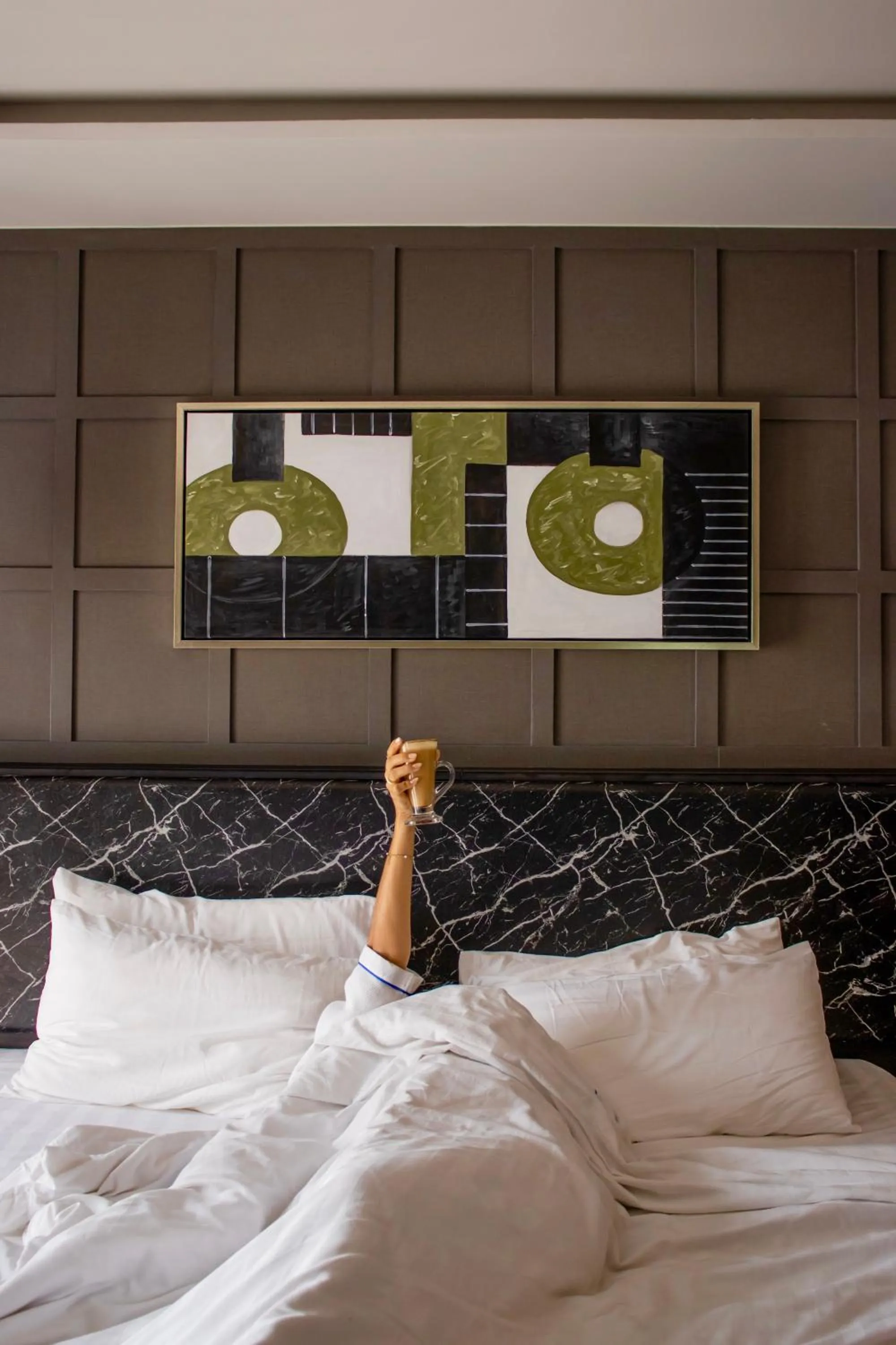 Bed in De Prime Rangnam Hotel