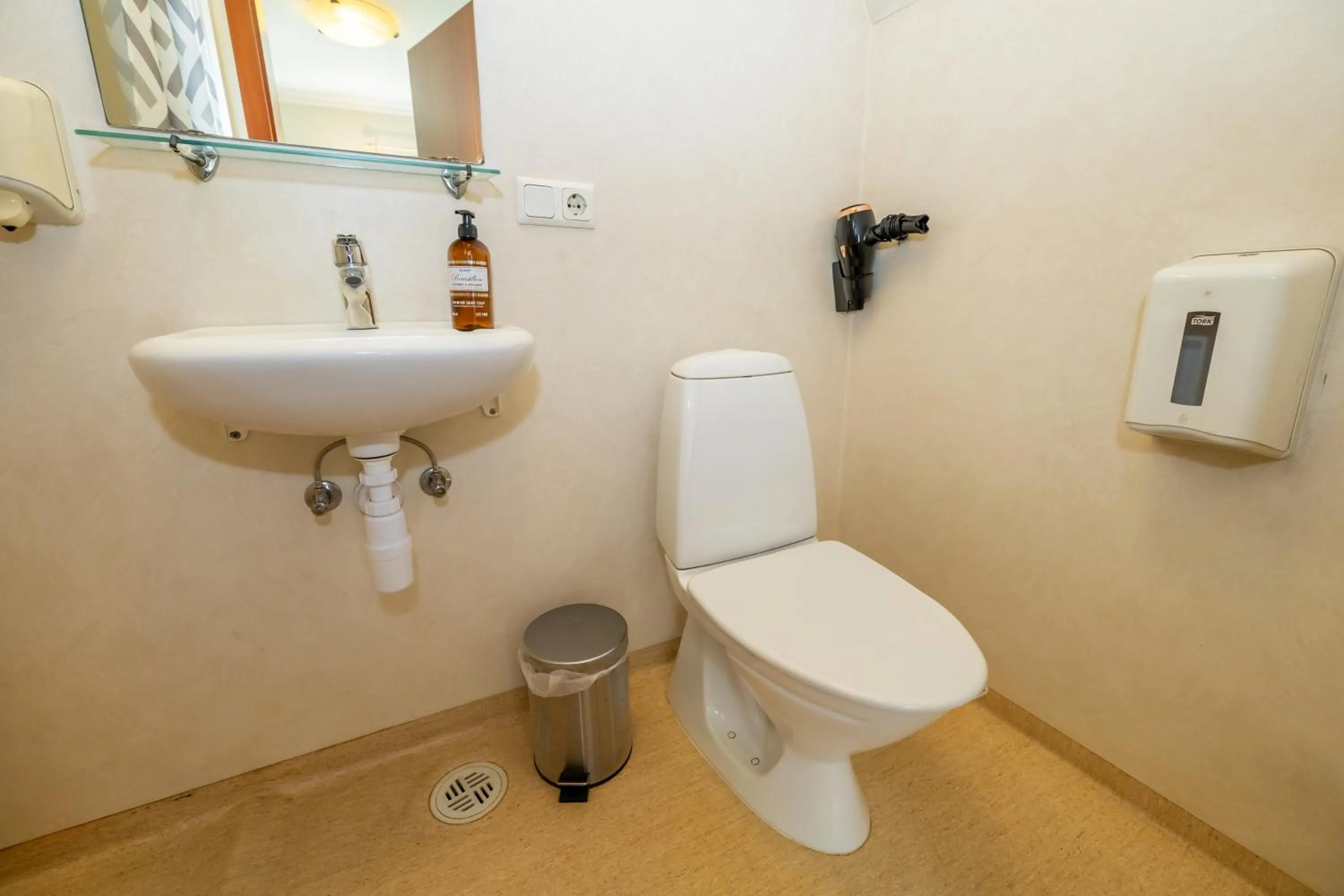 Bathroom in BG4 Guesthouse