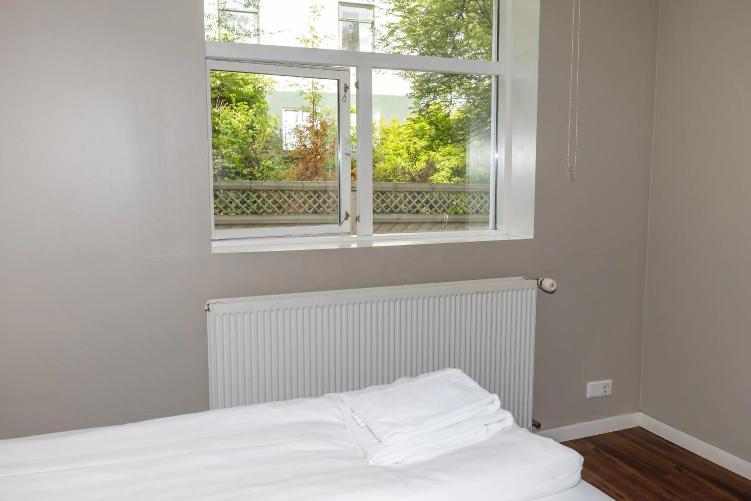 Garden view, Bed in BG4 Guesthouse