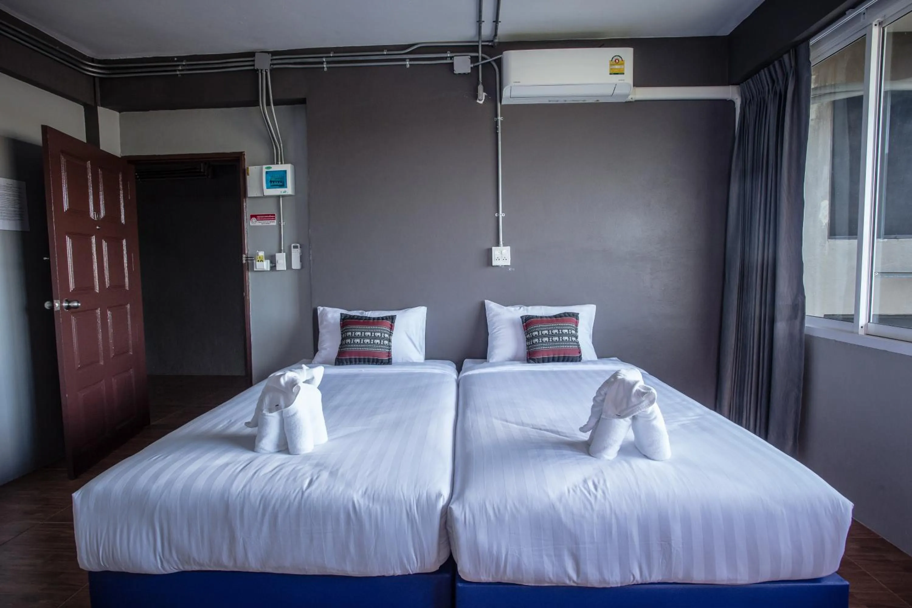 Bedroom, Bed in Baan Chang Hotel & Coffee House