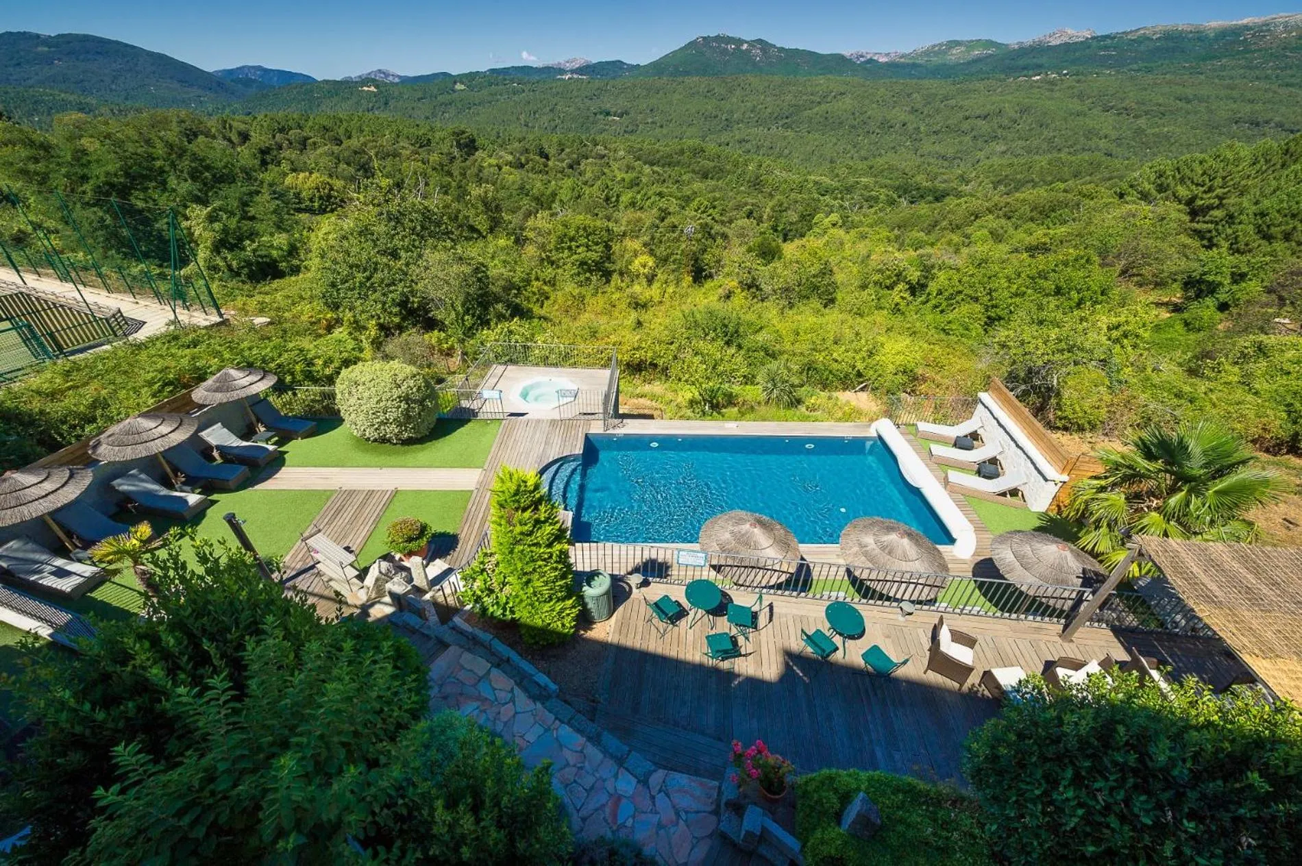 Hotel Le Tourisme