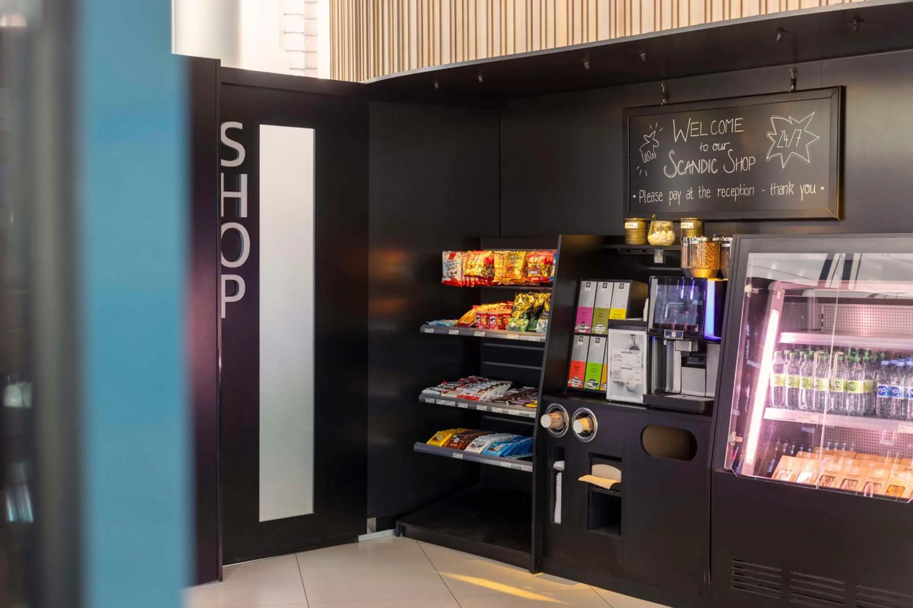 Lobby or reception in Scandic Hamburg Emporio Lobby or reception in Scandic Hamburg Emporio