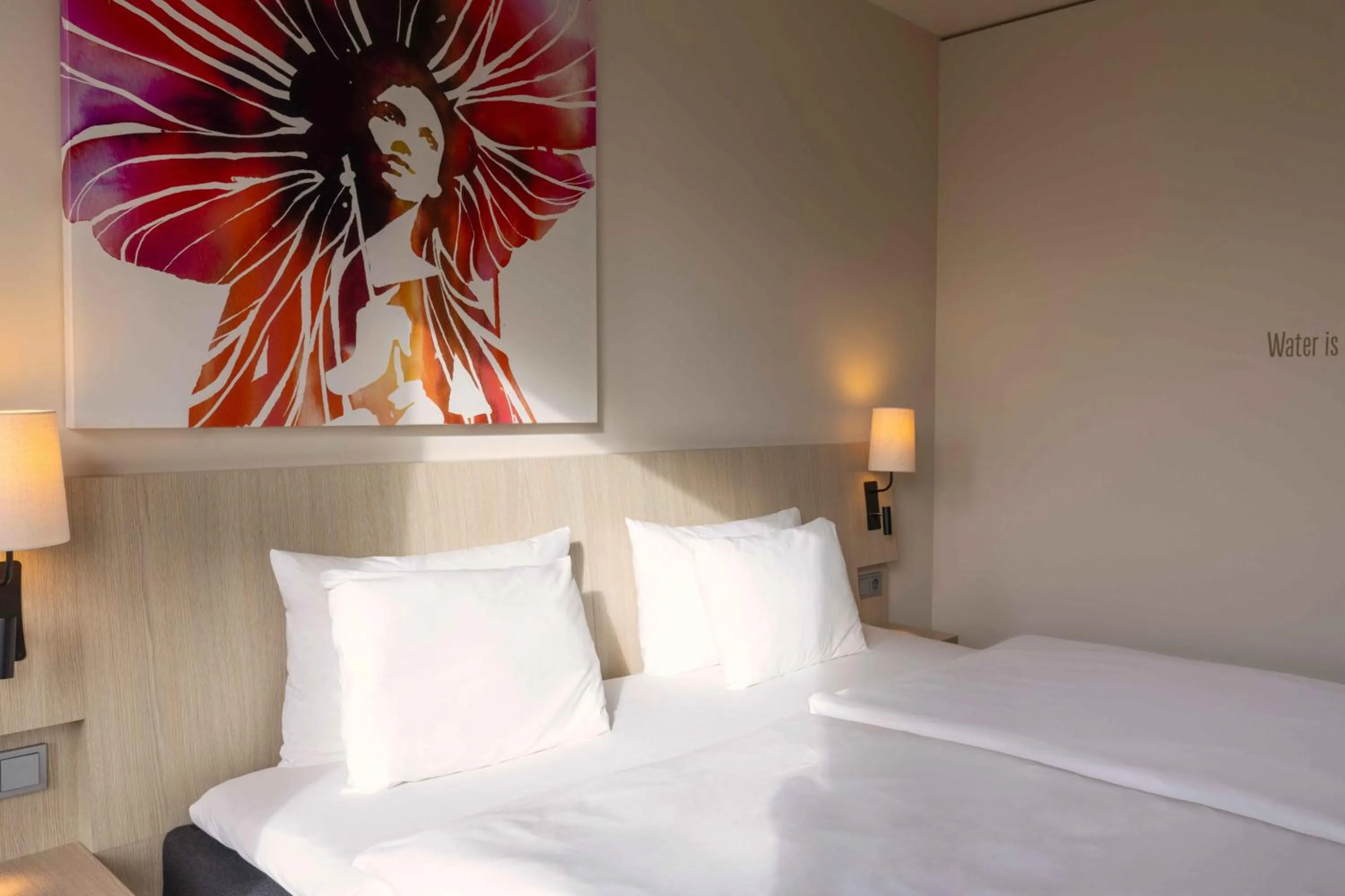 Bedroom, Bed in Scandic Hamburg Emporio