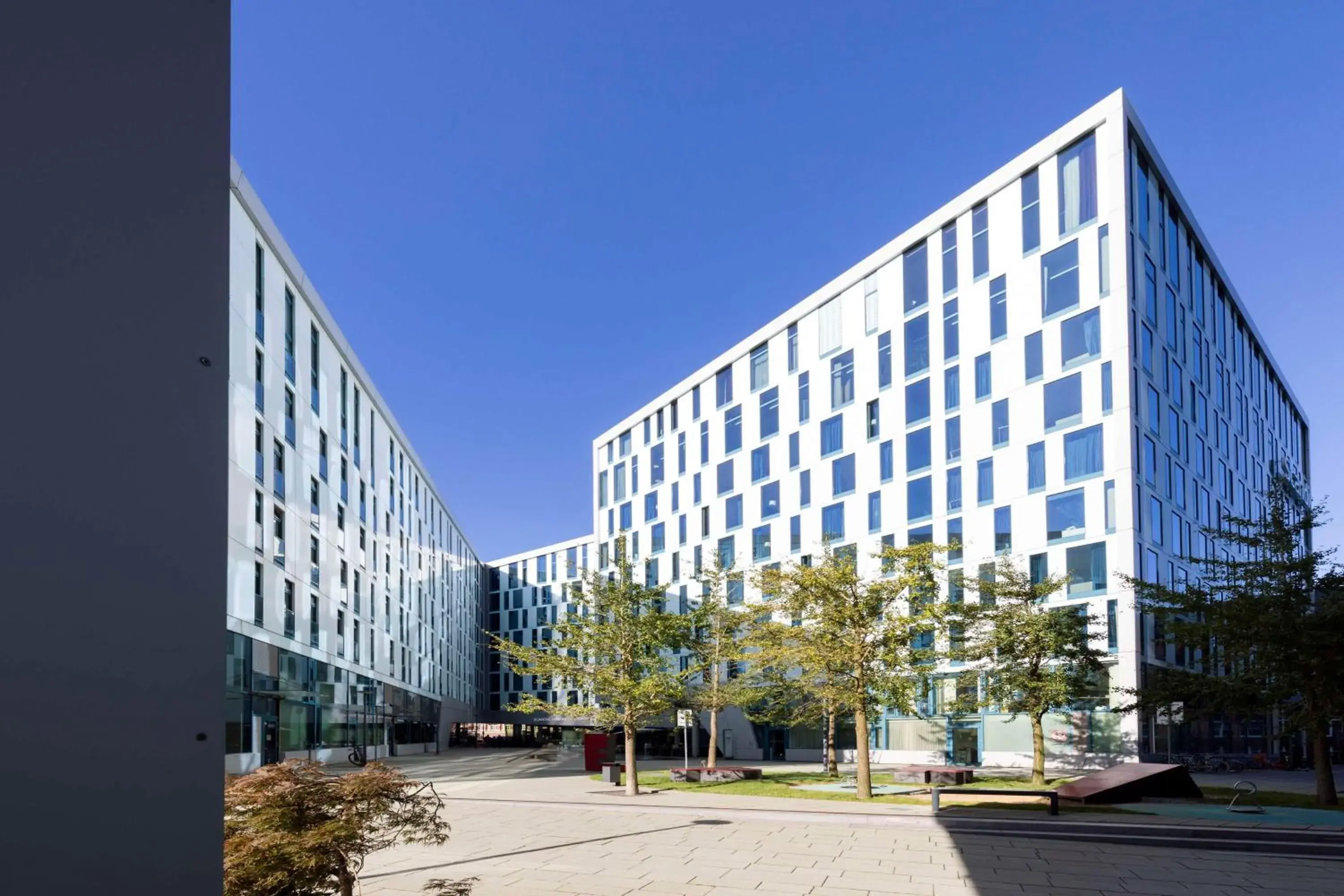 Property building in Scandic Hamburg Emporio Property building in Scandic Hamburg Emporio