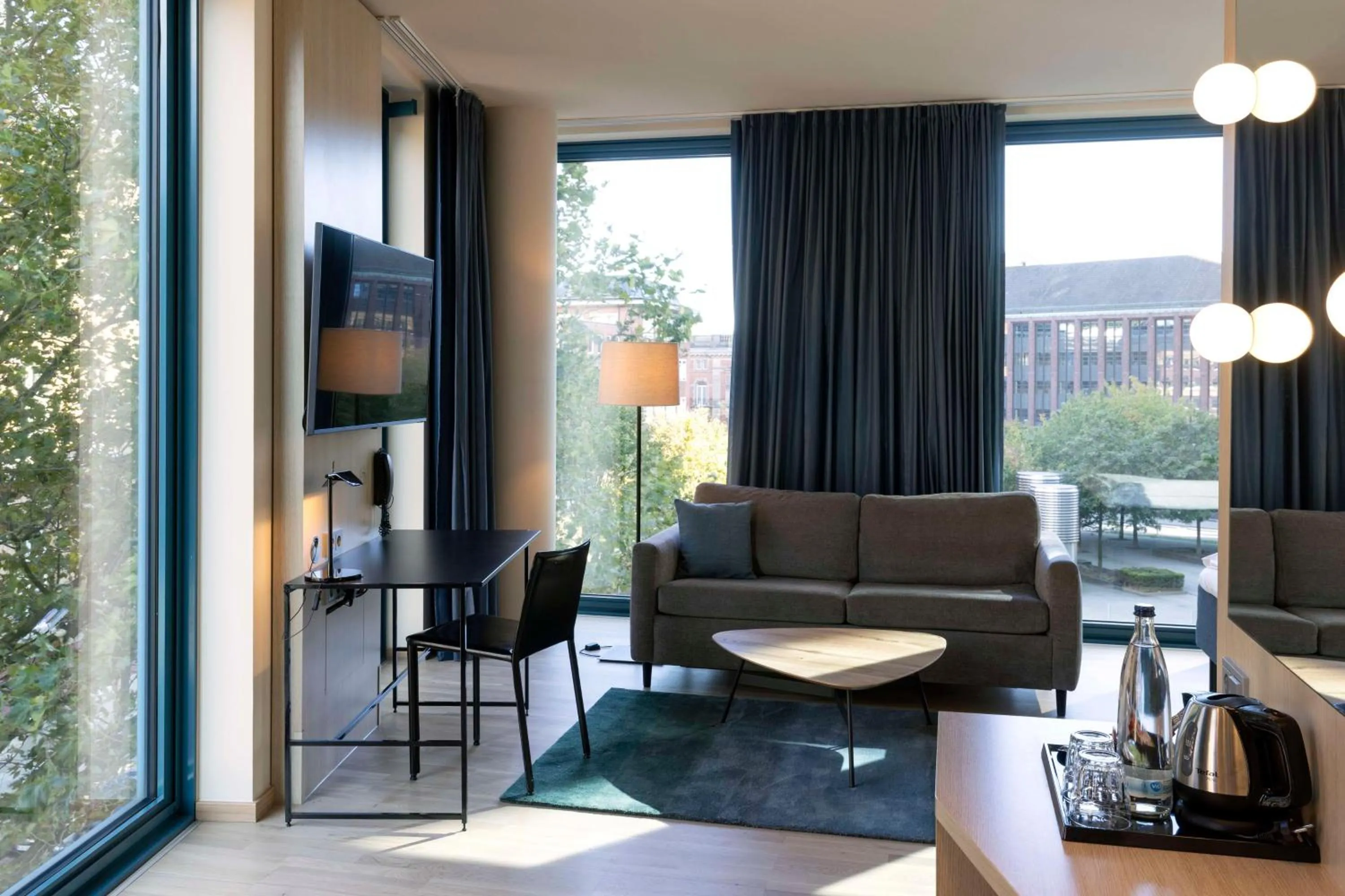 Bedroom in Scandic Hamburg Emporio