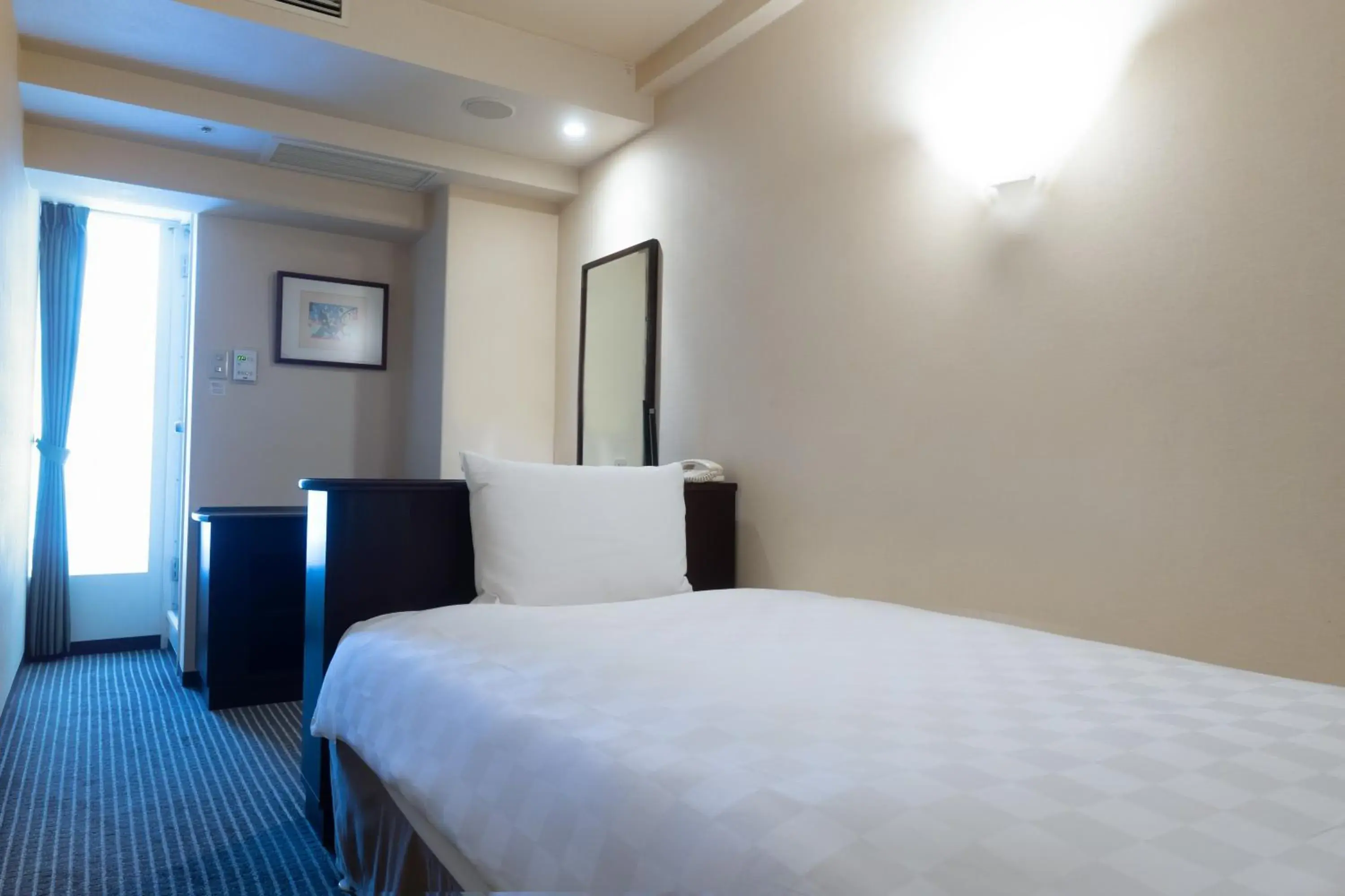 Economy Single - single occupancy - Non-Smoking (Only Cashless Payment) in Shinagawa Prince Hotel East Tower Economy Single - single occupancy - Non-Smoking (Only Cashless Payment) in Shinagawa Prince Hotel East Tower