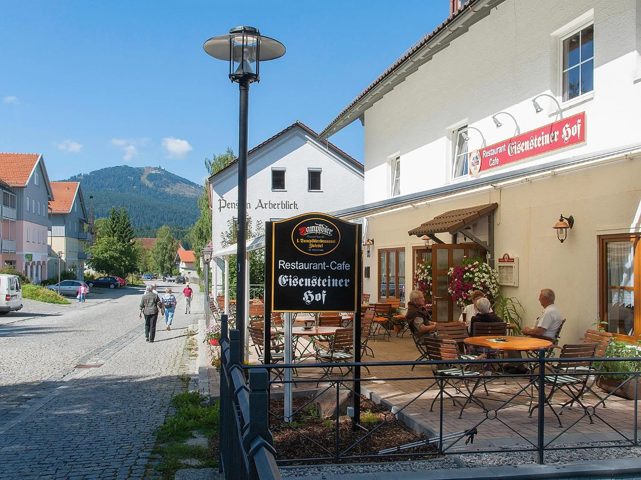 Facade/entrance in Hotel Eisensteiner Hof