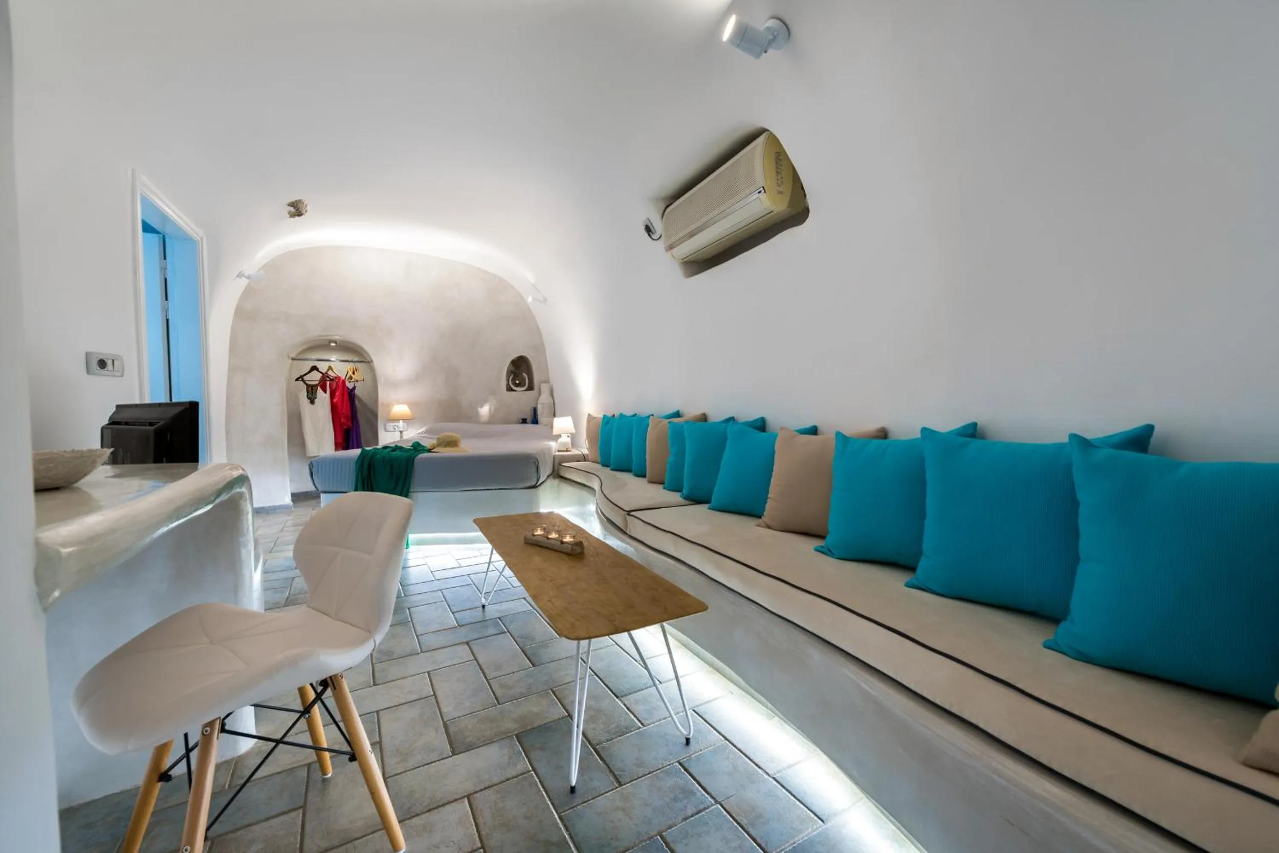 TV and multimedia in Nefeli Homes - Adults Only