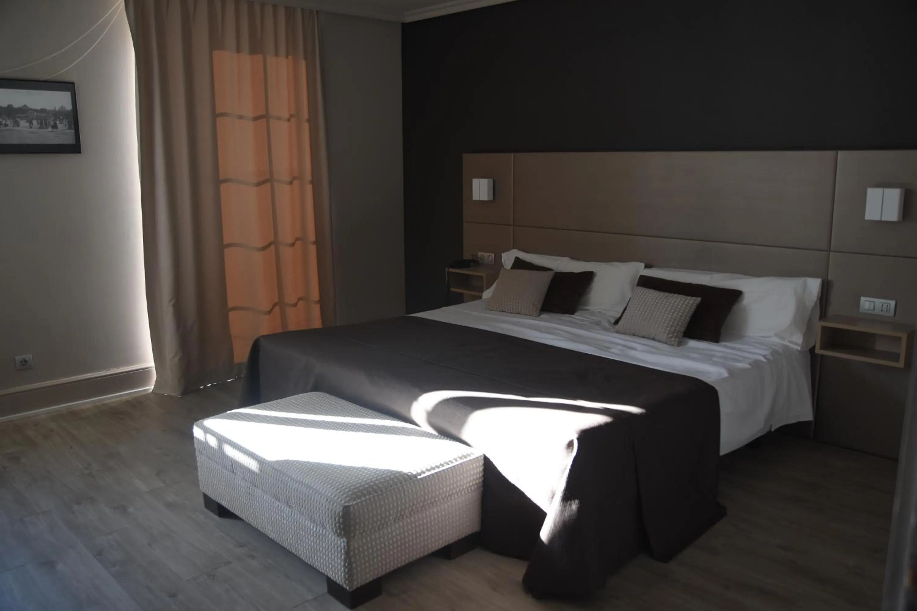 Bedroom, Bed in Hotel Igeretxe