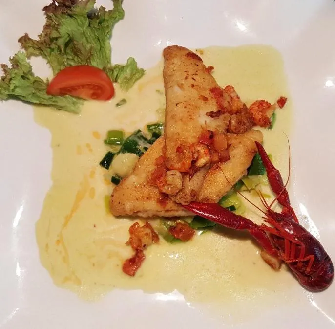 Restaurant/places to eat in Hotel Weinhaus Weis