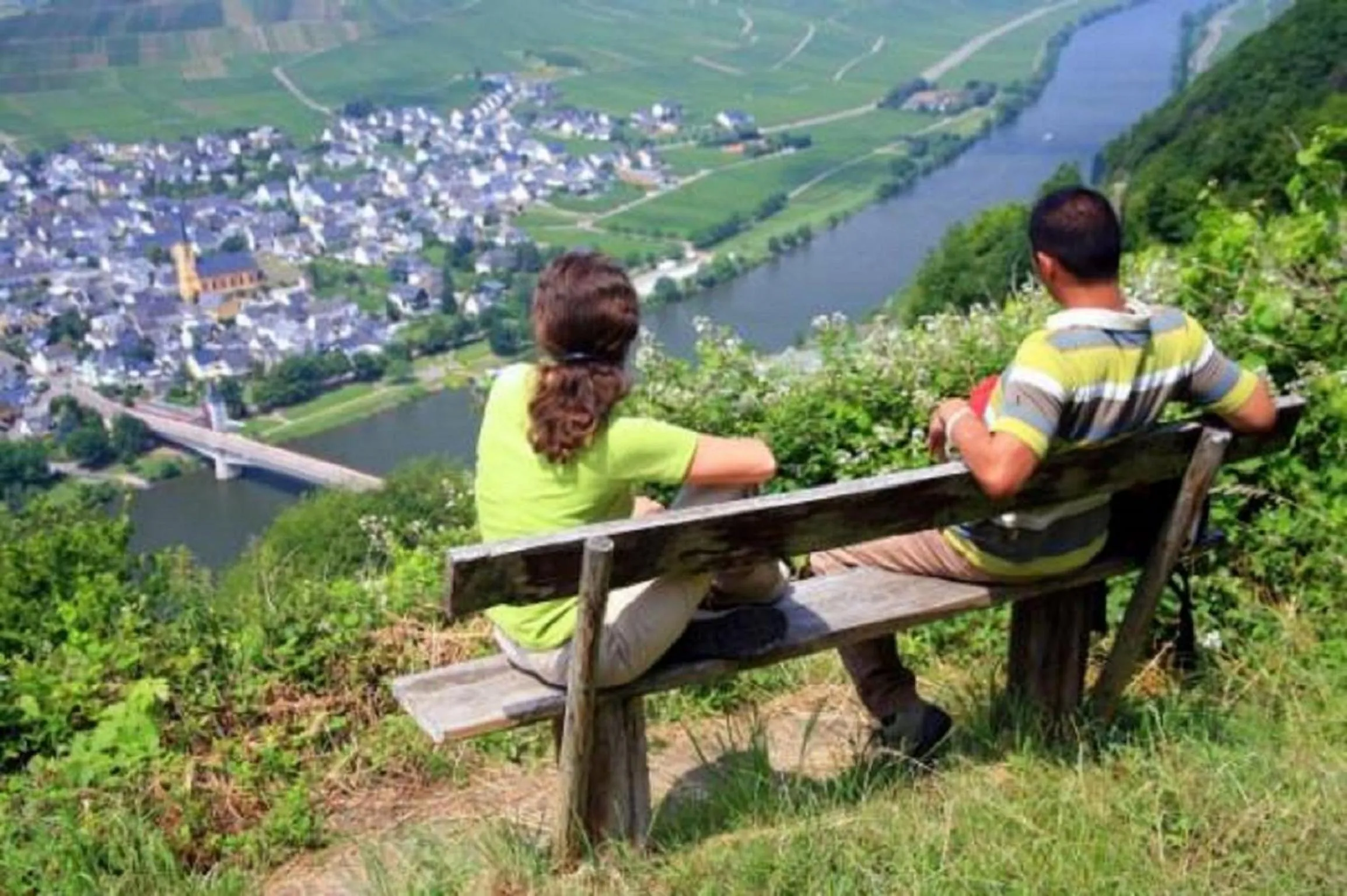 Hiking in Hotel Weinhaus Weis