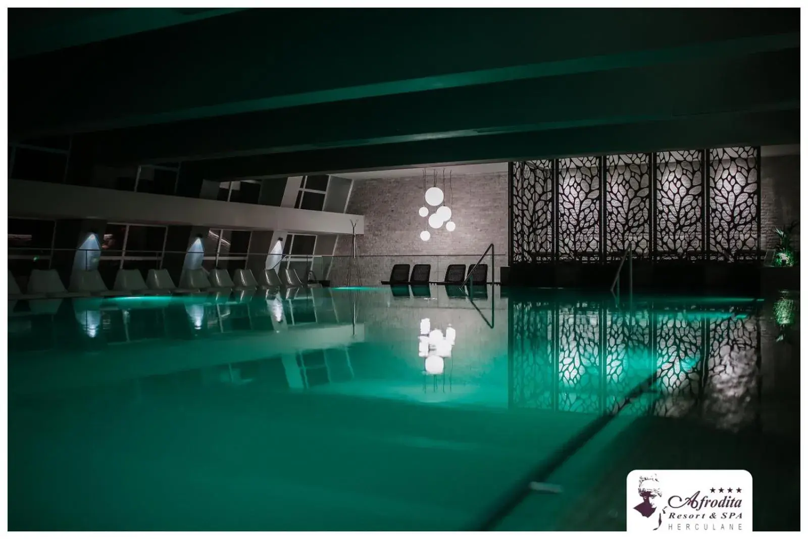 Swimming pool in Bacolux Afrodita, Herculane Swimming pool in Bacolux Afrodita, Herculane