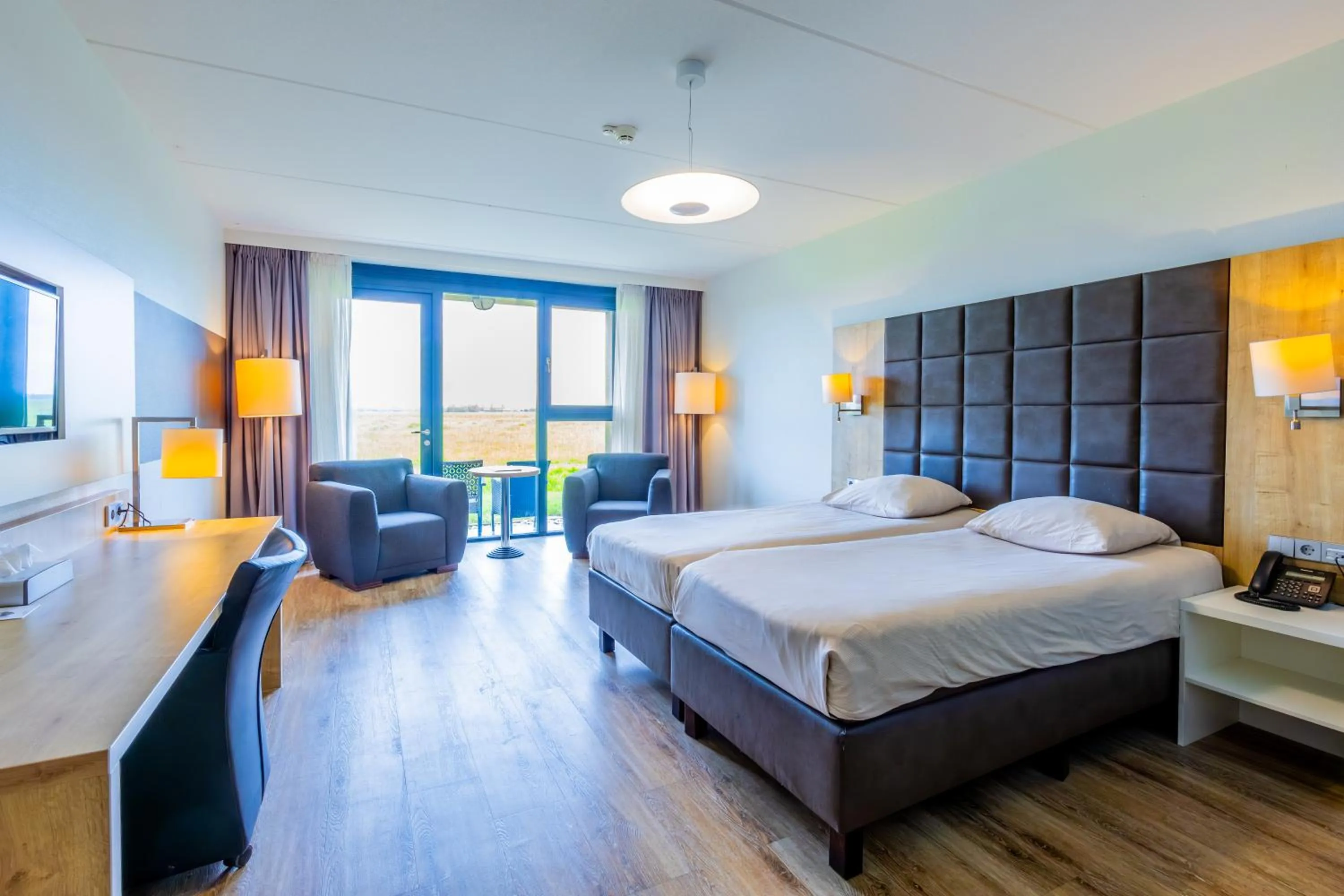 Photo of the whole room, Bed in Best Western Plus Hotel Restaurant Aduard