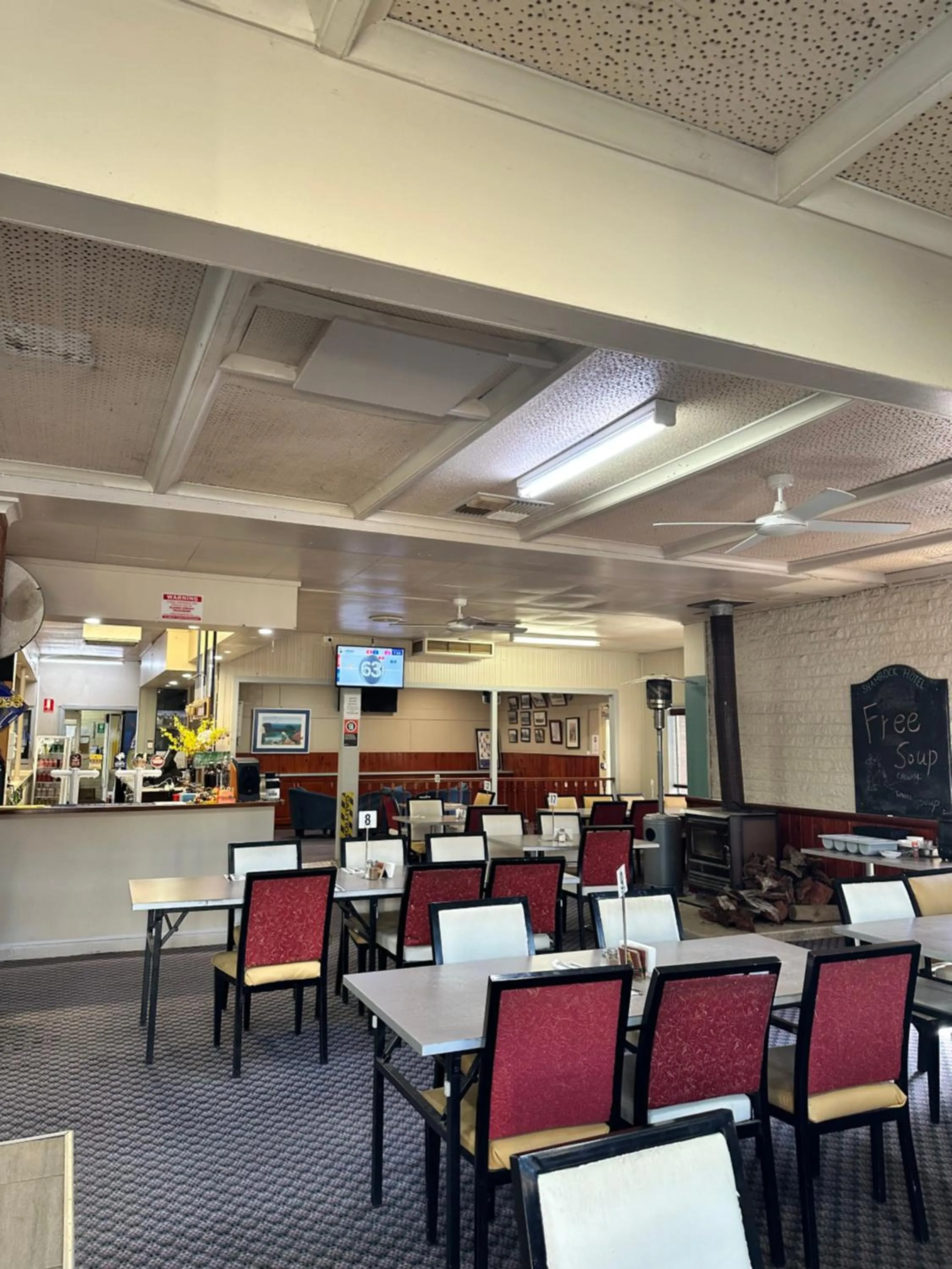 Restaurant/places to eat in The Shamrock Hotel Balranald