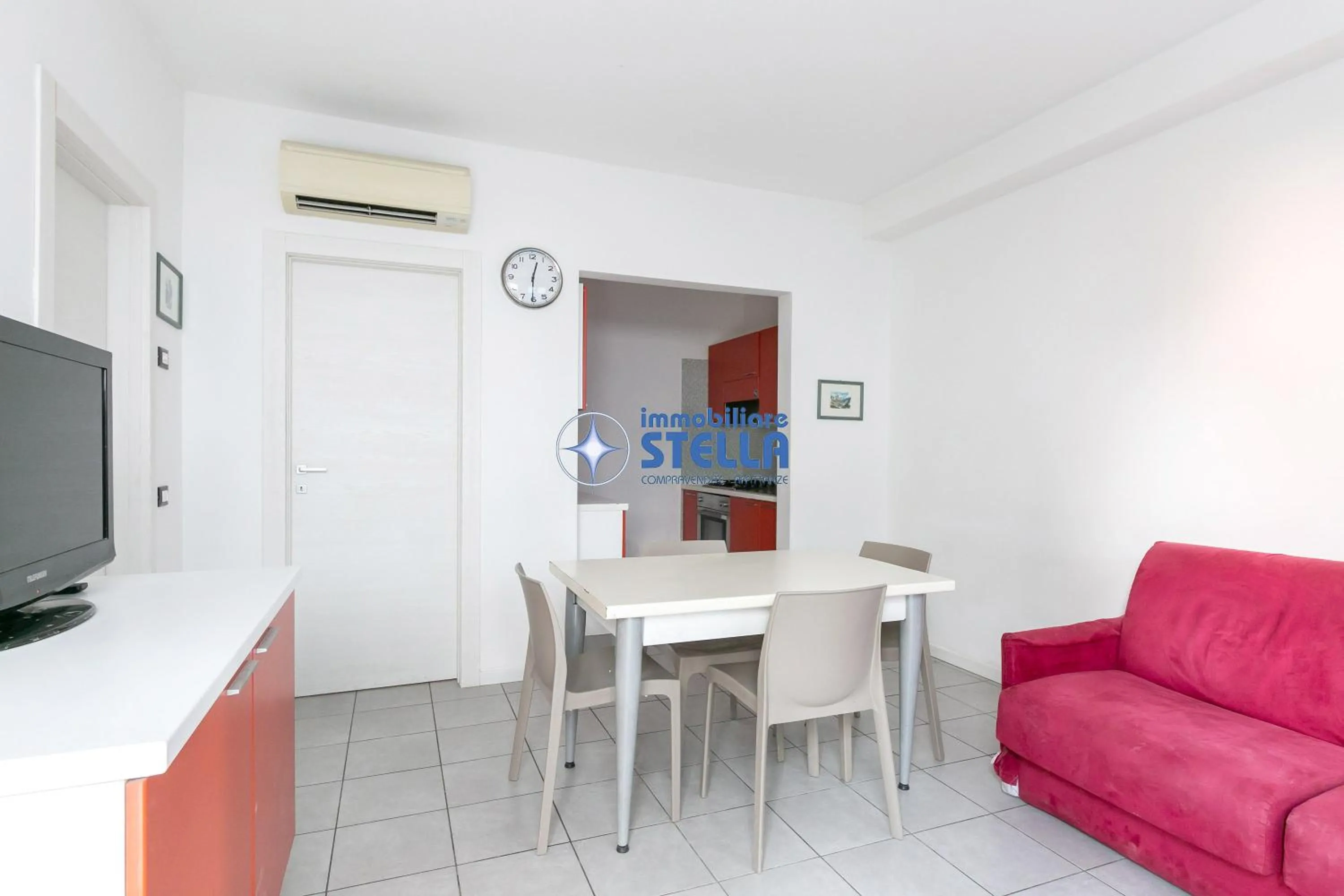 Living room in Condominio Milan