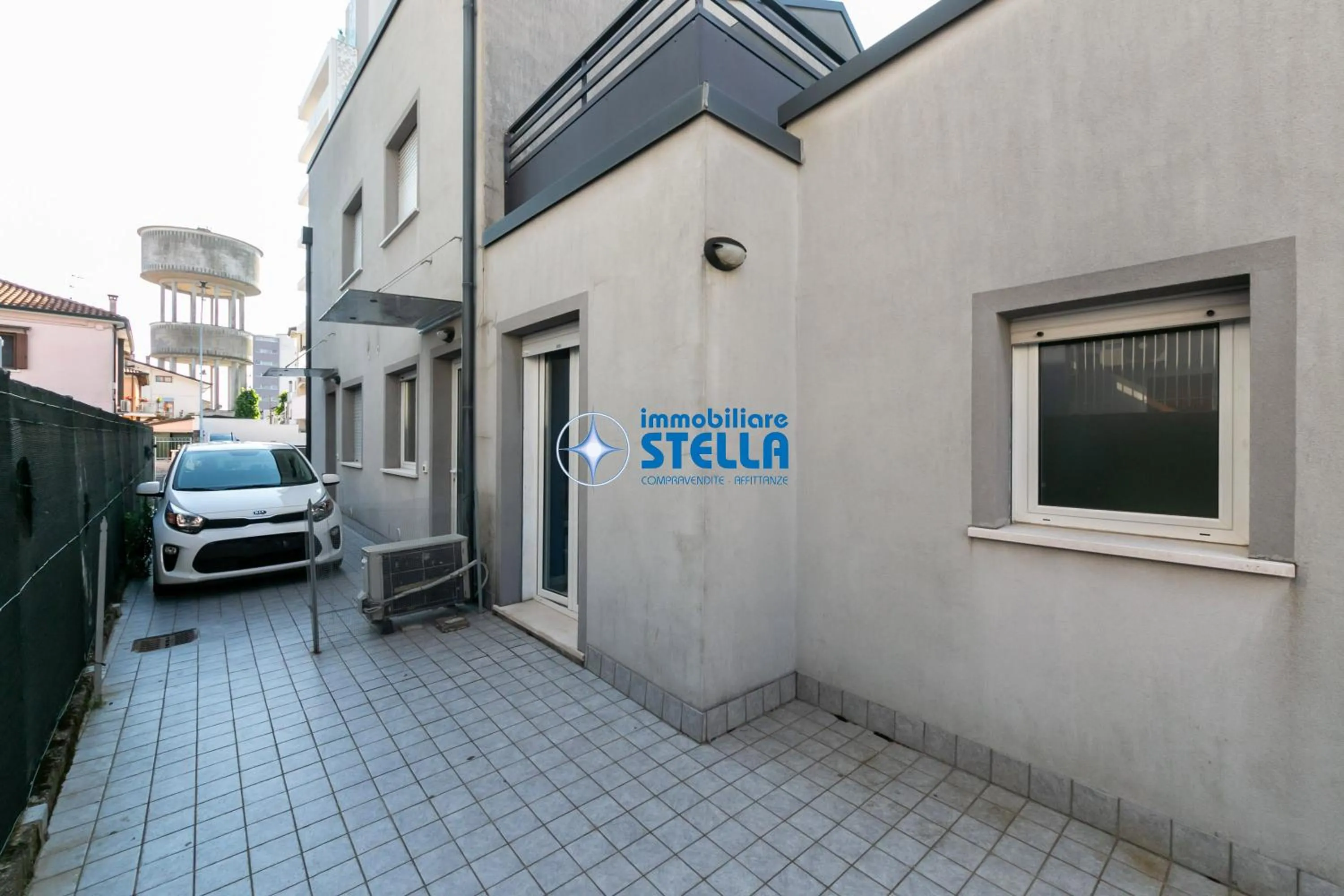 Property building in Condominio Milan