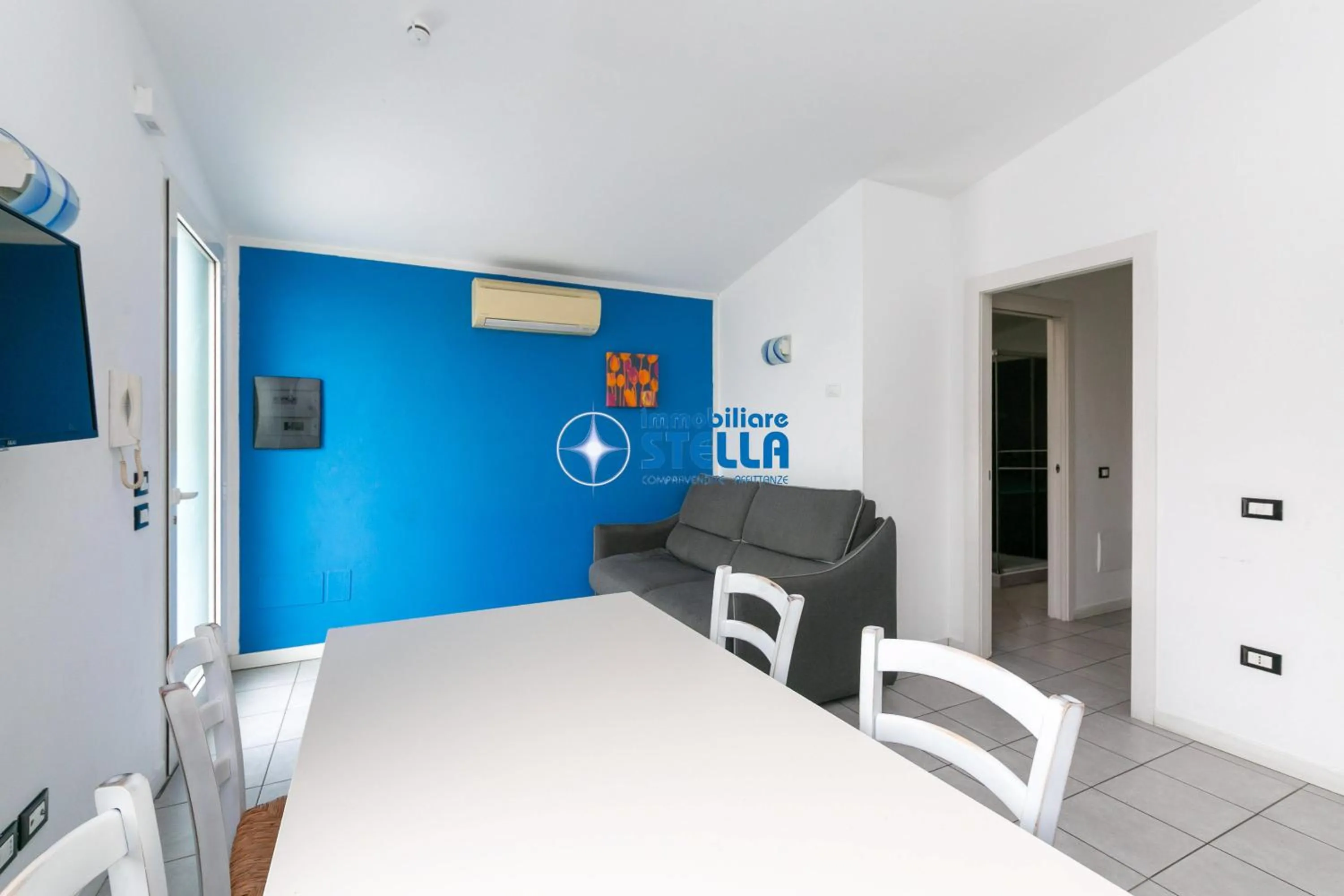 Living room in Condominio Milan