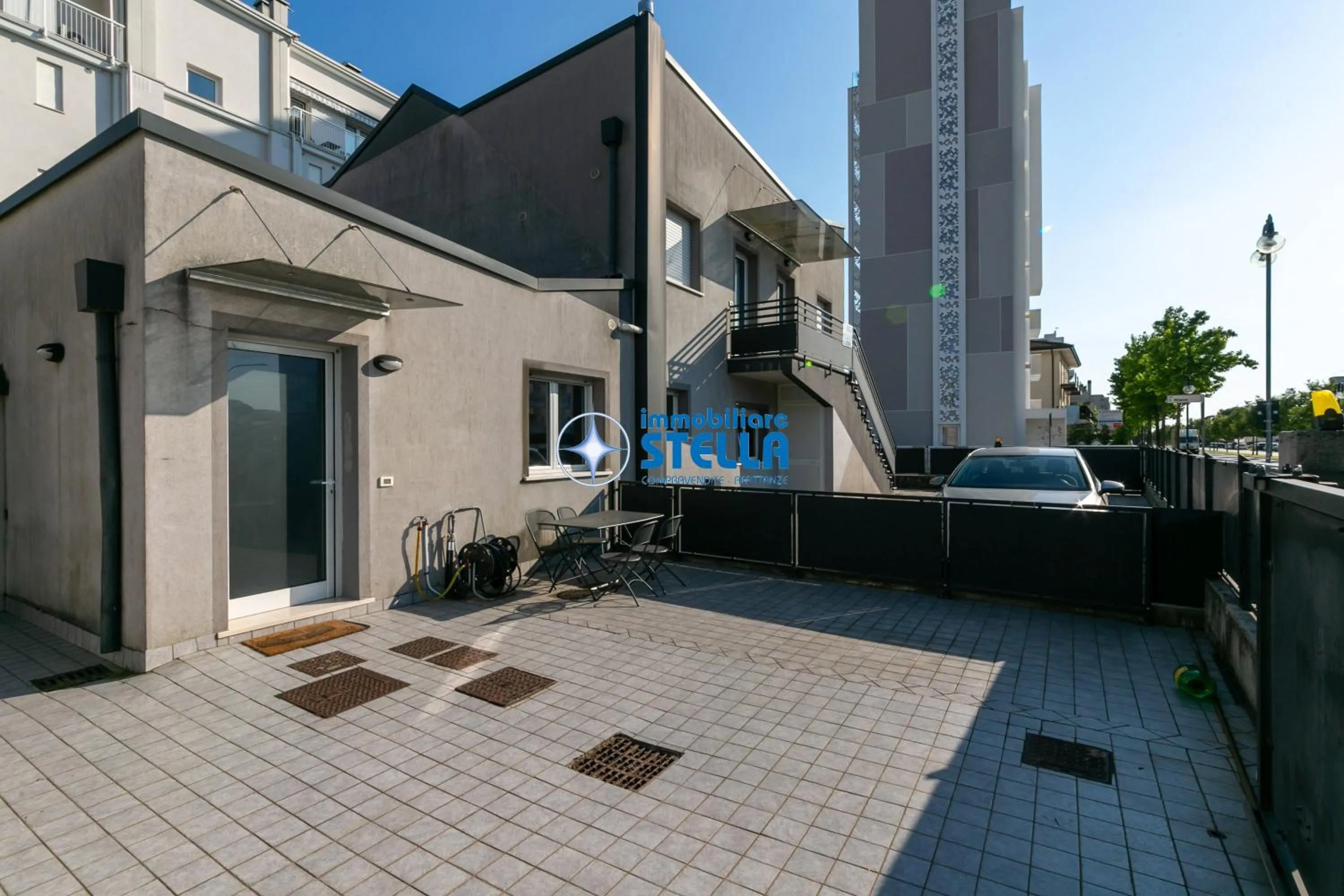 Bird's eye view in Condominio Milan