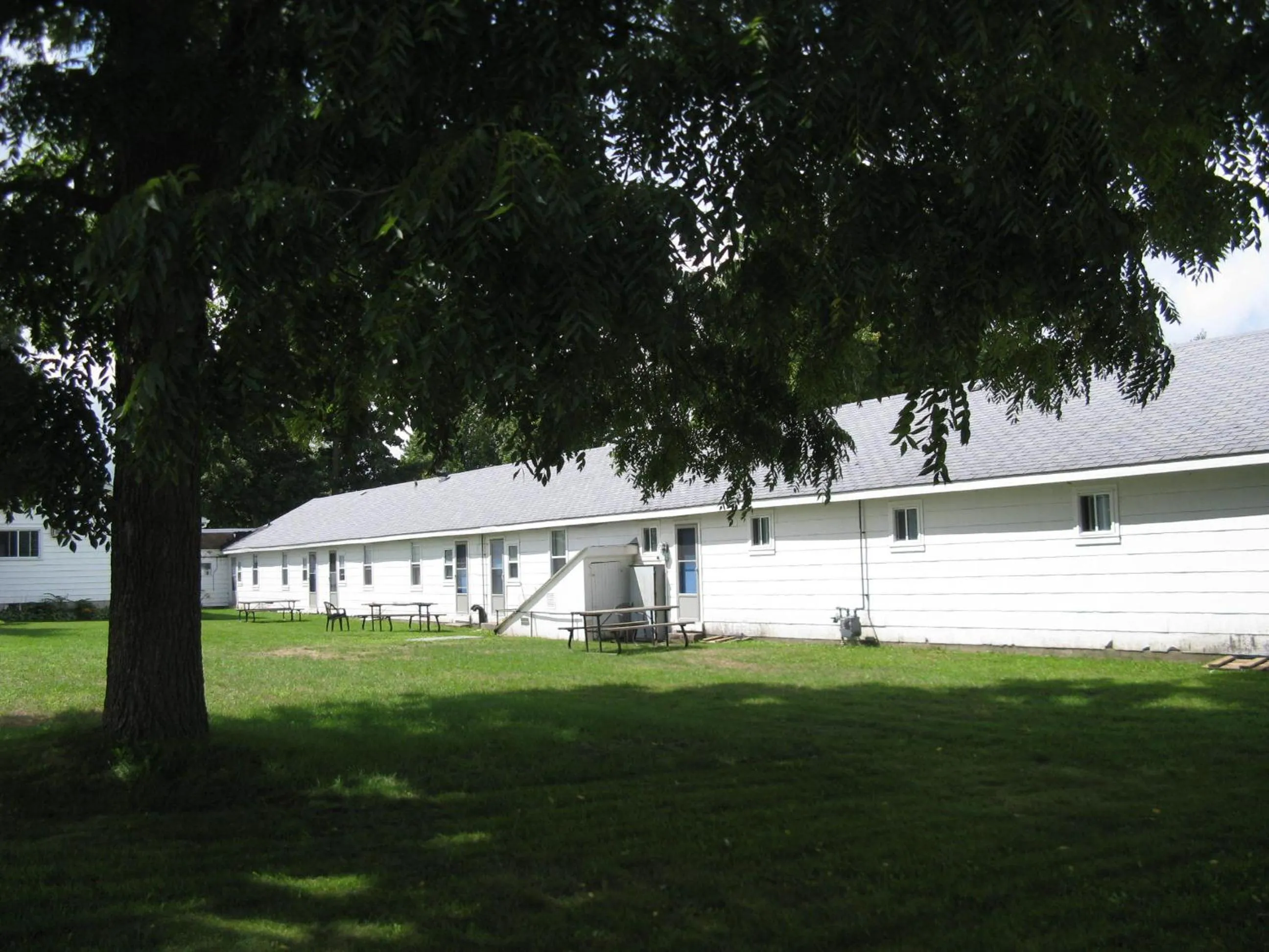 Property Building in The Maplewood Motel