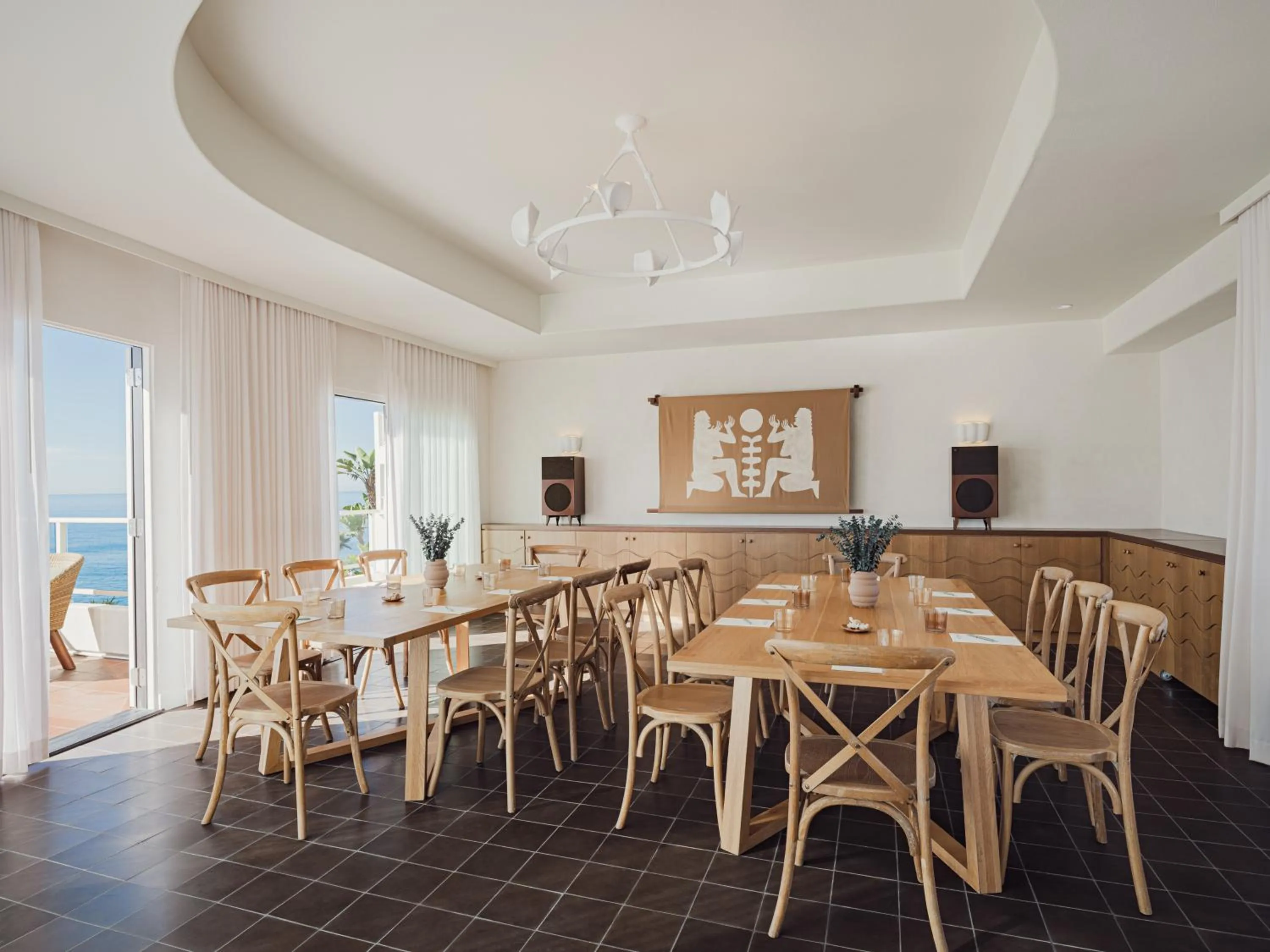 Meeting/conference room in Casa Loma Beach Hotel