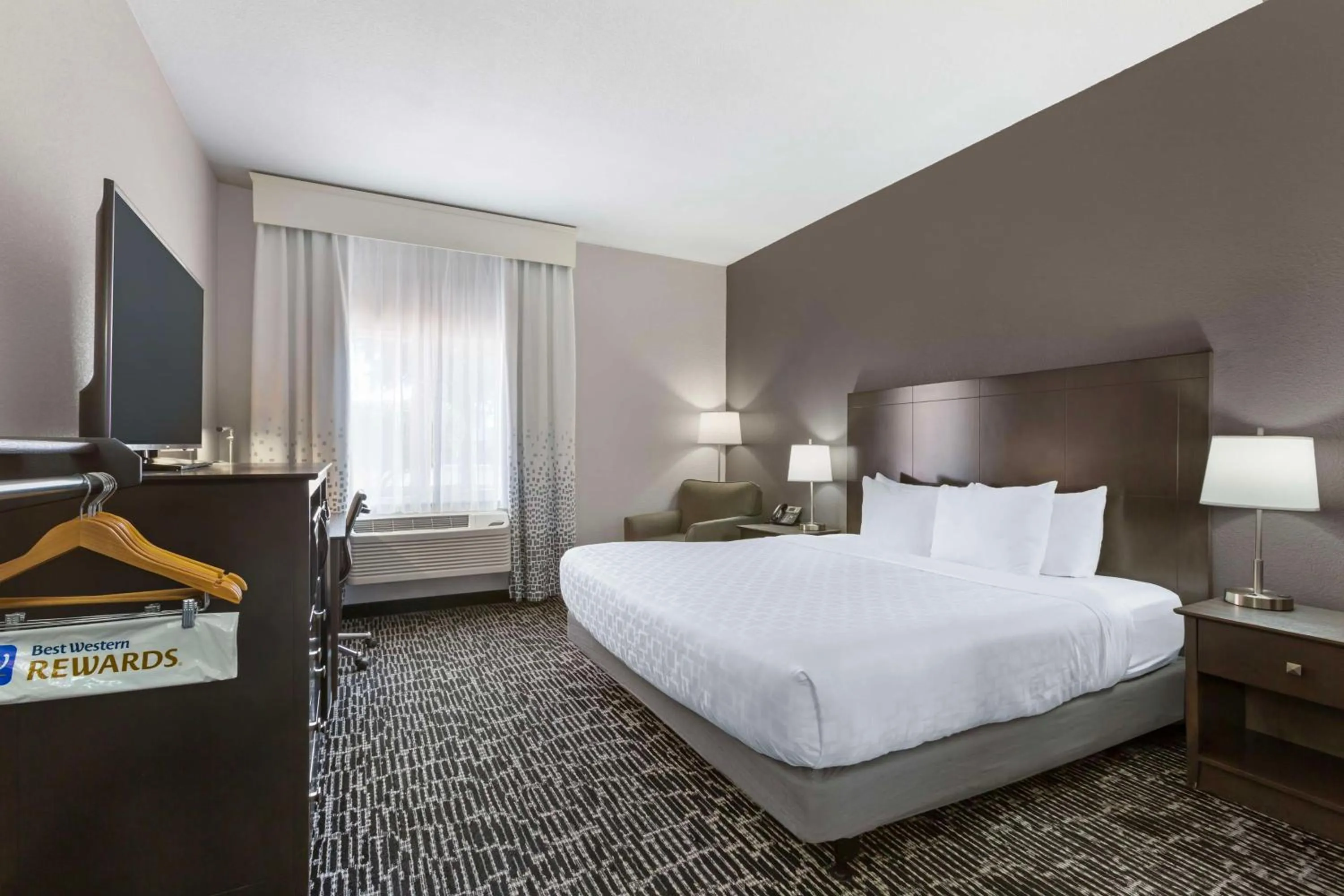 Bedroom, Bed in Best Western Plus Sun Canyon