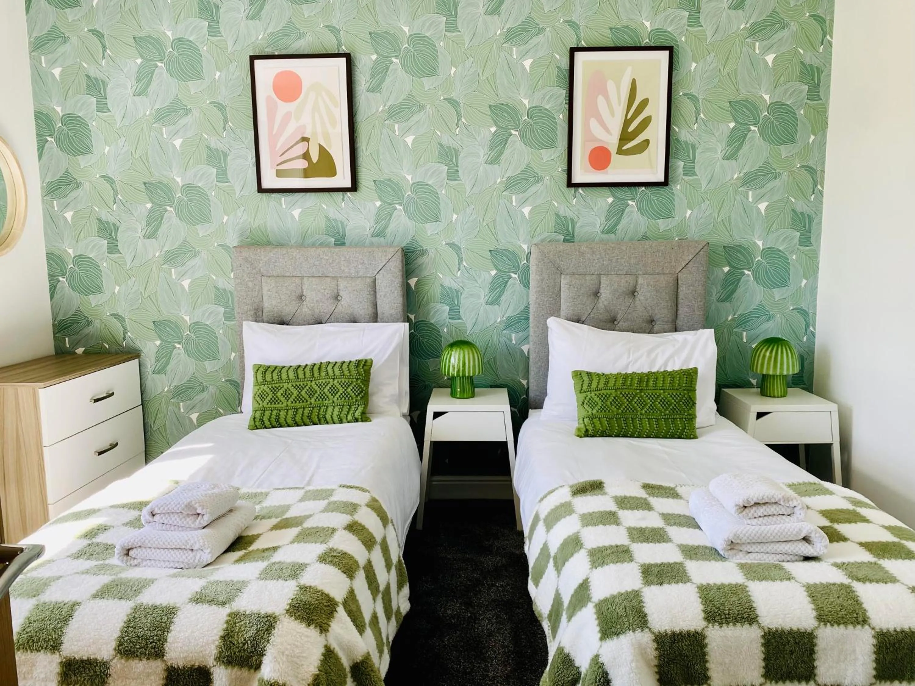 Bed in Blossomgate