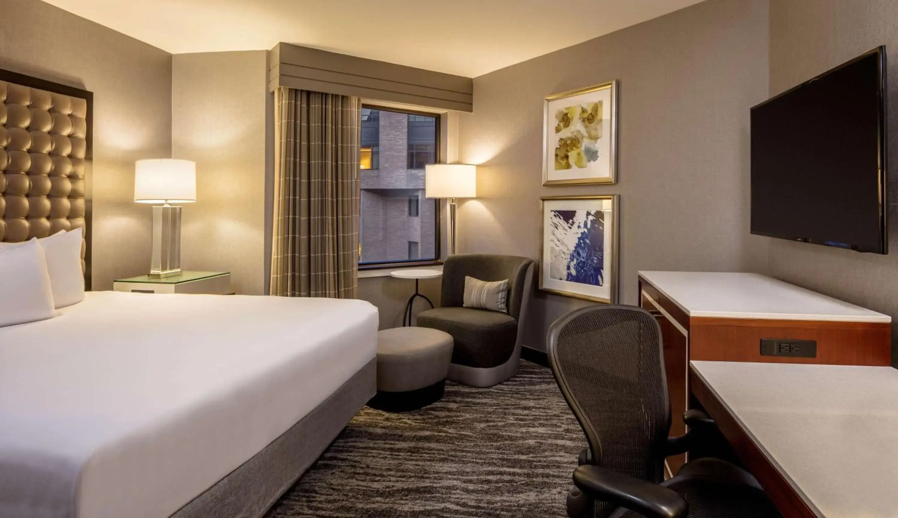 Bedroom, Bed in Hyatt Regency Saint Louis at The Arch Bedroom, Bed in Hyatt Regency Saint Louis at The Arch