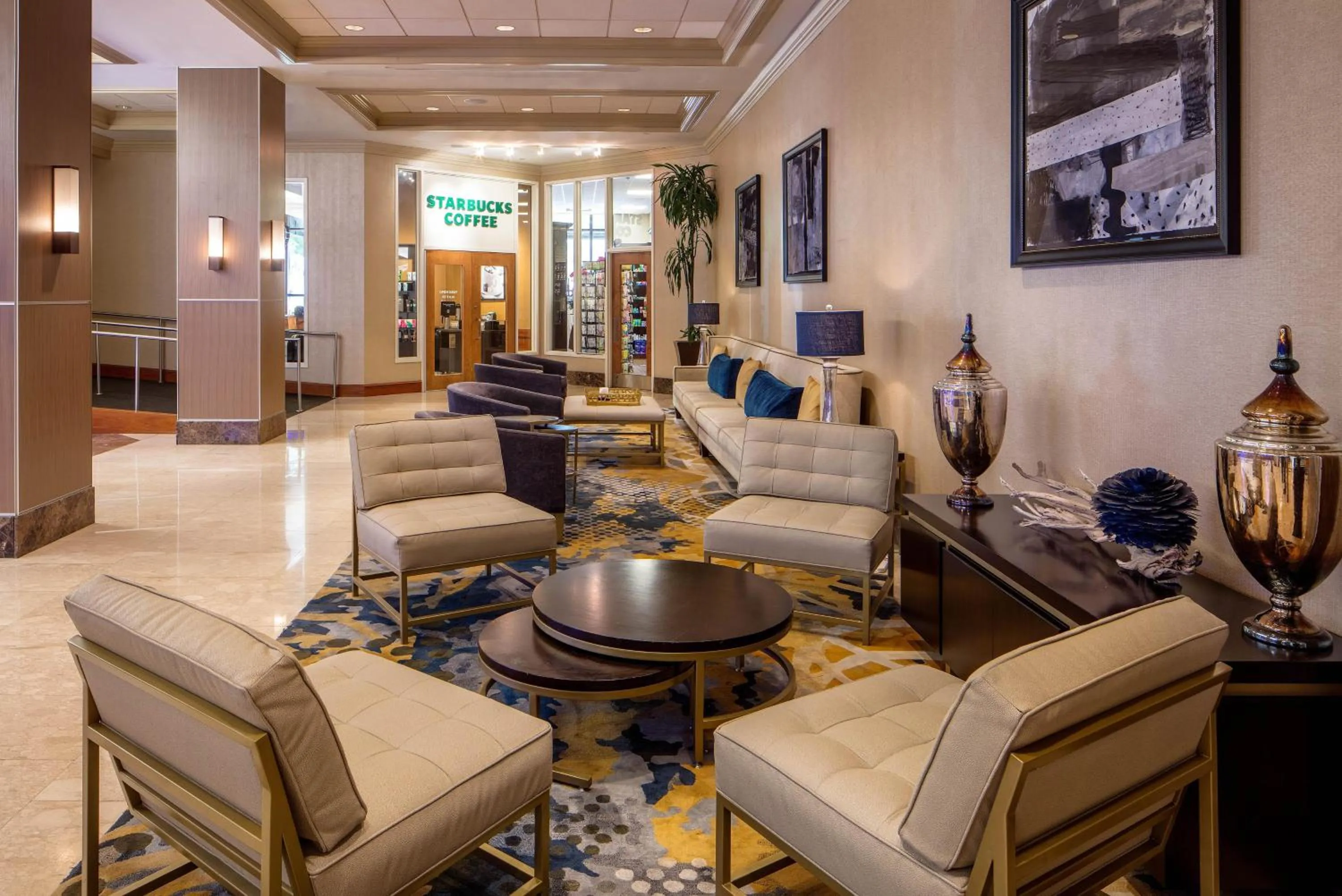 Lobby or reception in Hyatt Regency Saint Louis at The Arch