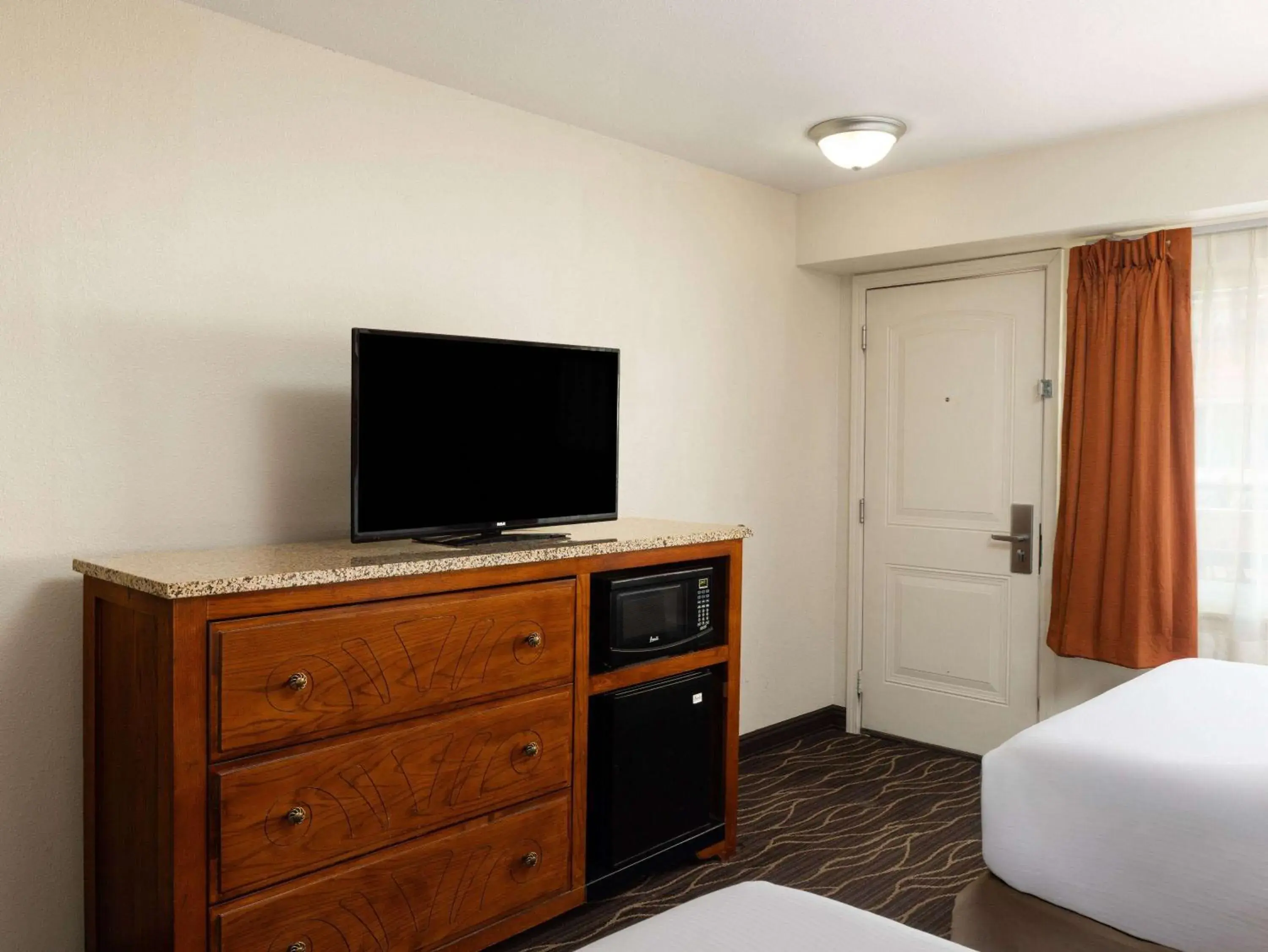 Photo of the whole room, Bed in Ramada by Wyndham Elko Hotel at Stockmen's Casino Photo of the whole room, Bed in Ramada by Wyndham Elko Hotel at Stockmen's Casino