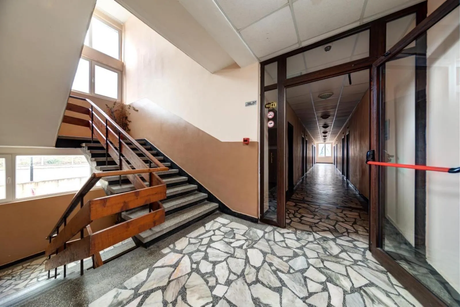 Hotel Varly Bryag
