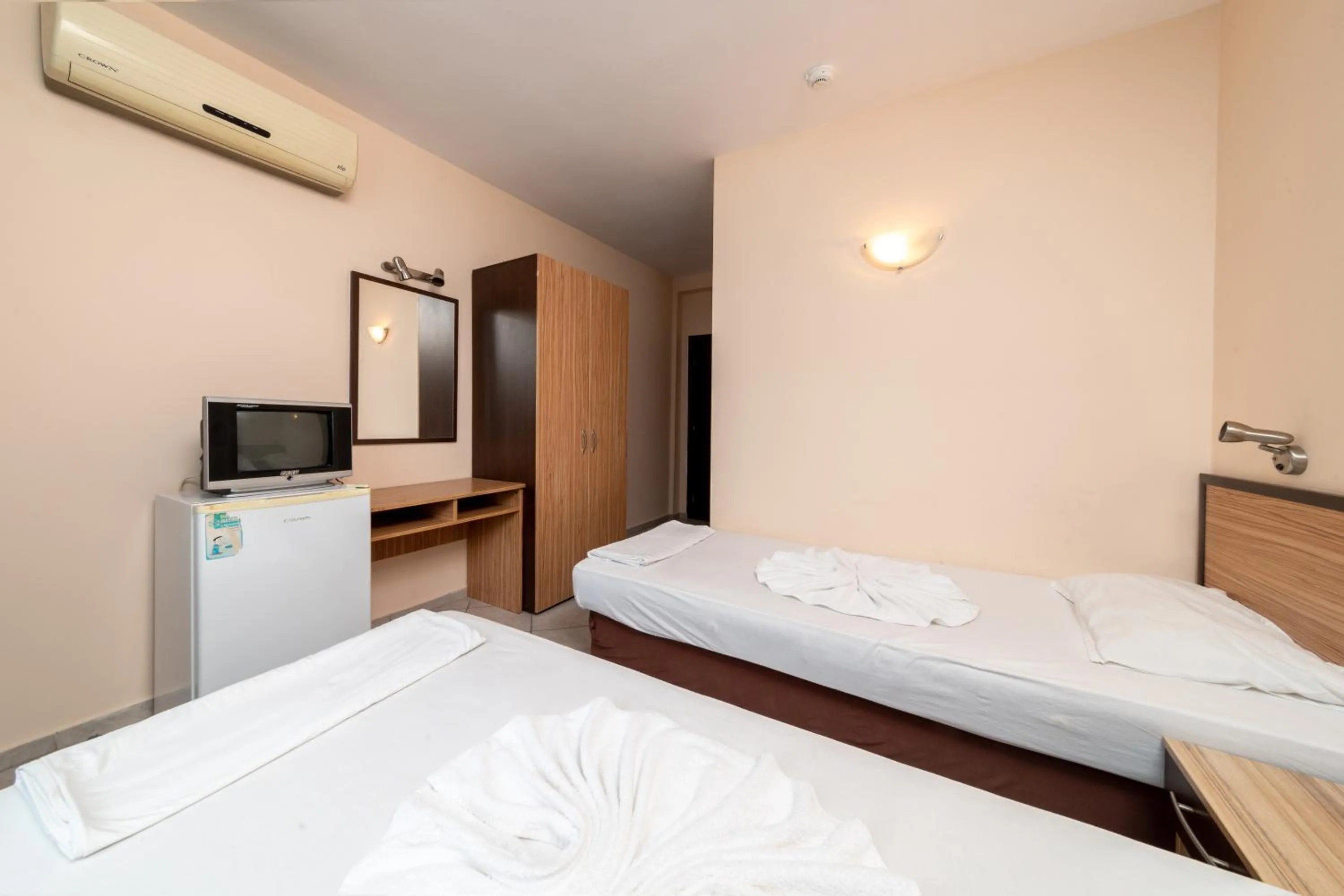 Bed in Hotel Varly Bryag