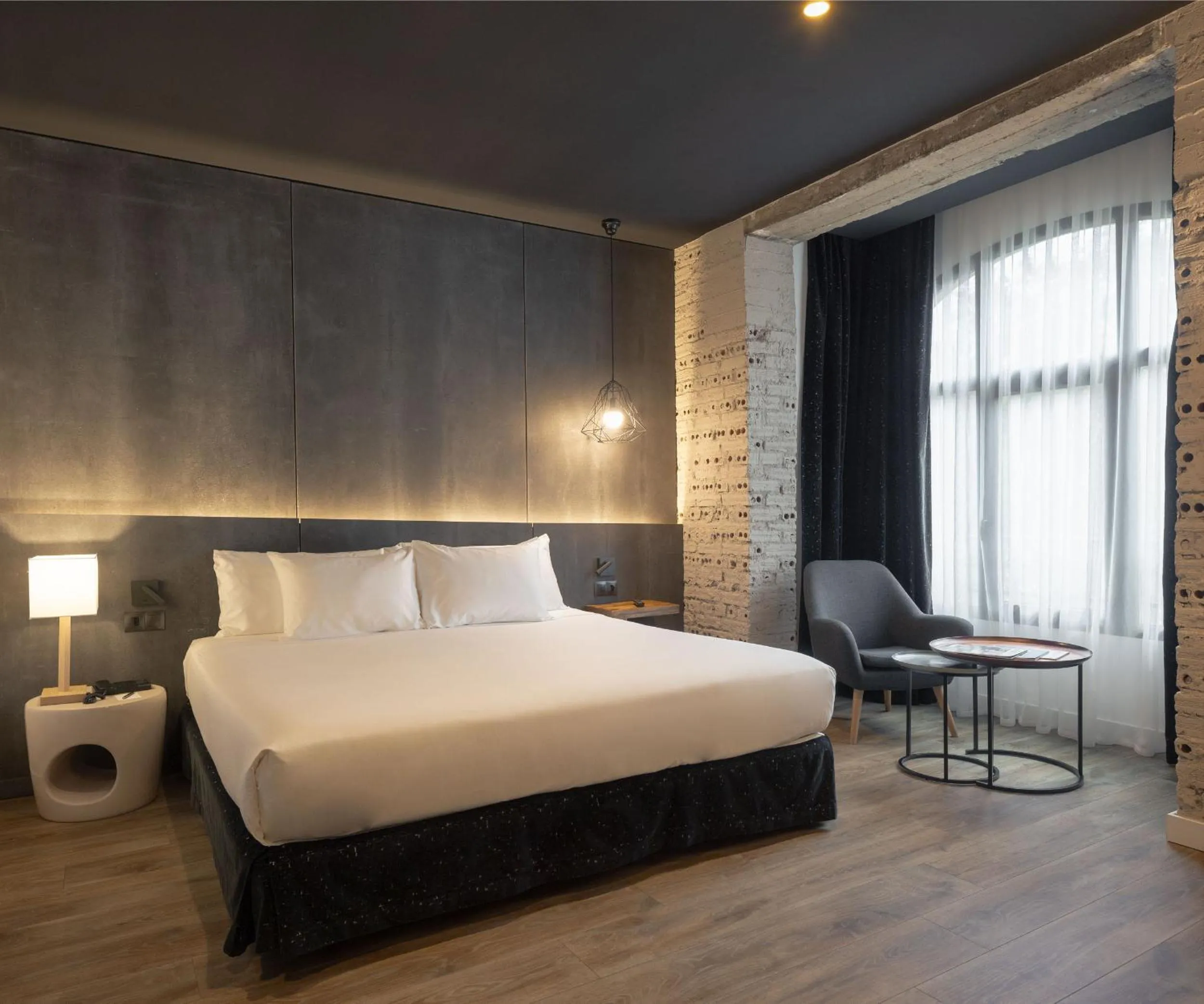 Bedroom, Bed in Hotel Tayko Bilbao