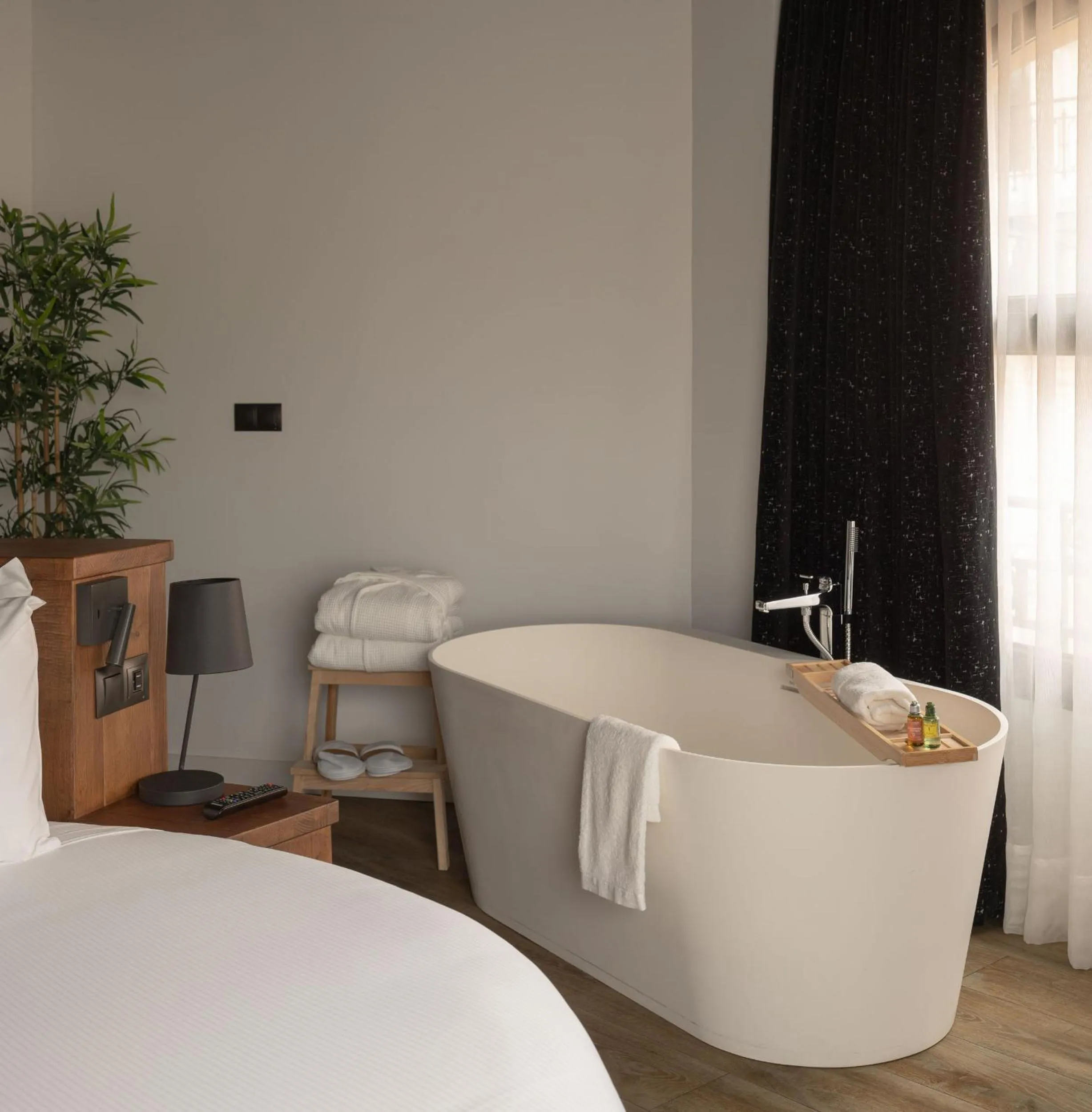 Bath in Hotel Tayko Bilbao