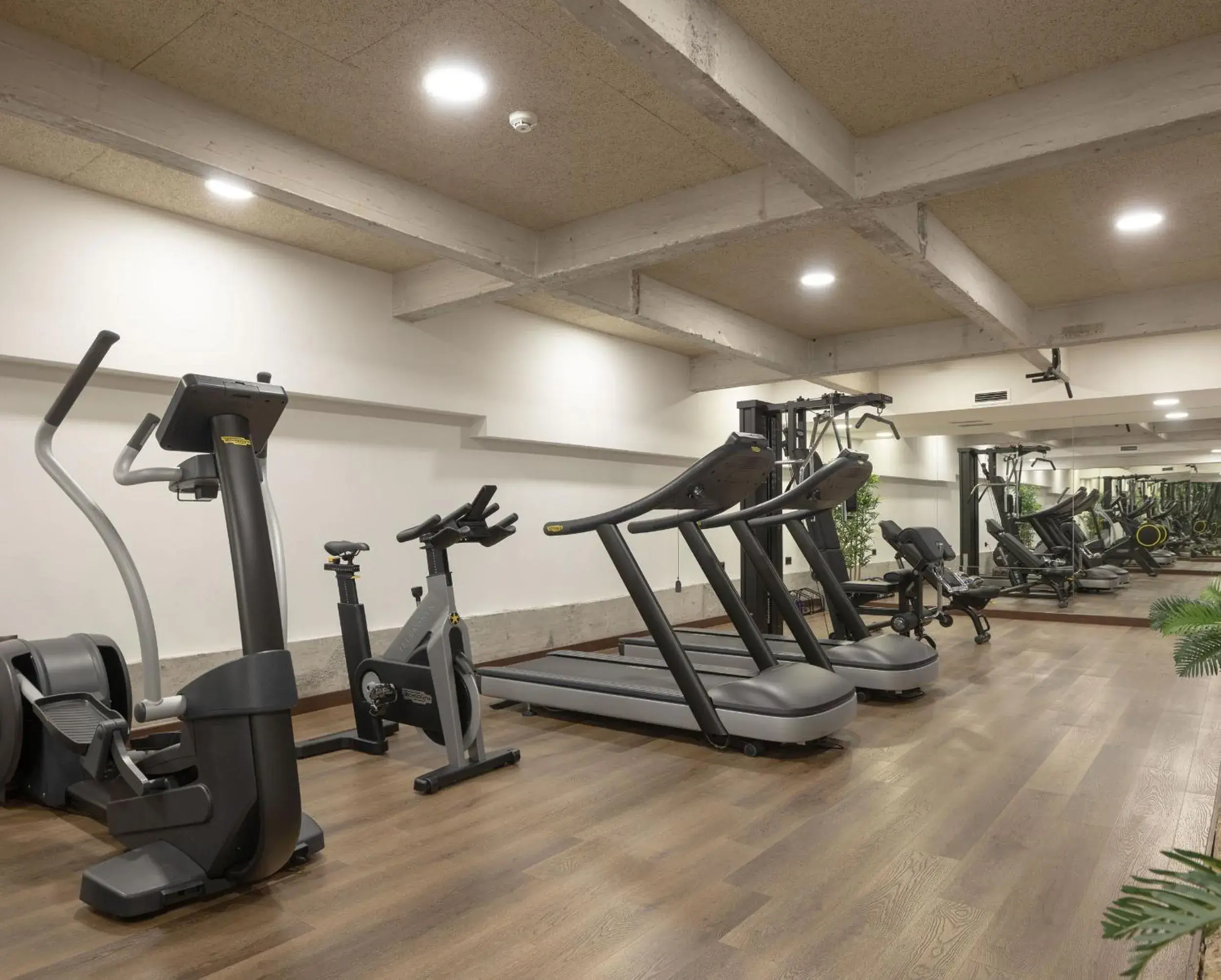 Fitness centre/facilities in Hotel Tayko Bilbao Fitness centre/facilities in Hotel Tayko Bilbao