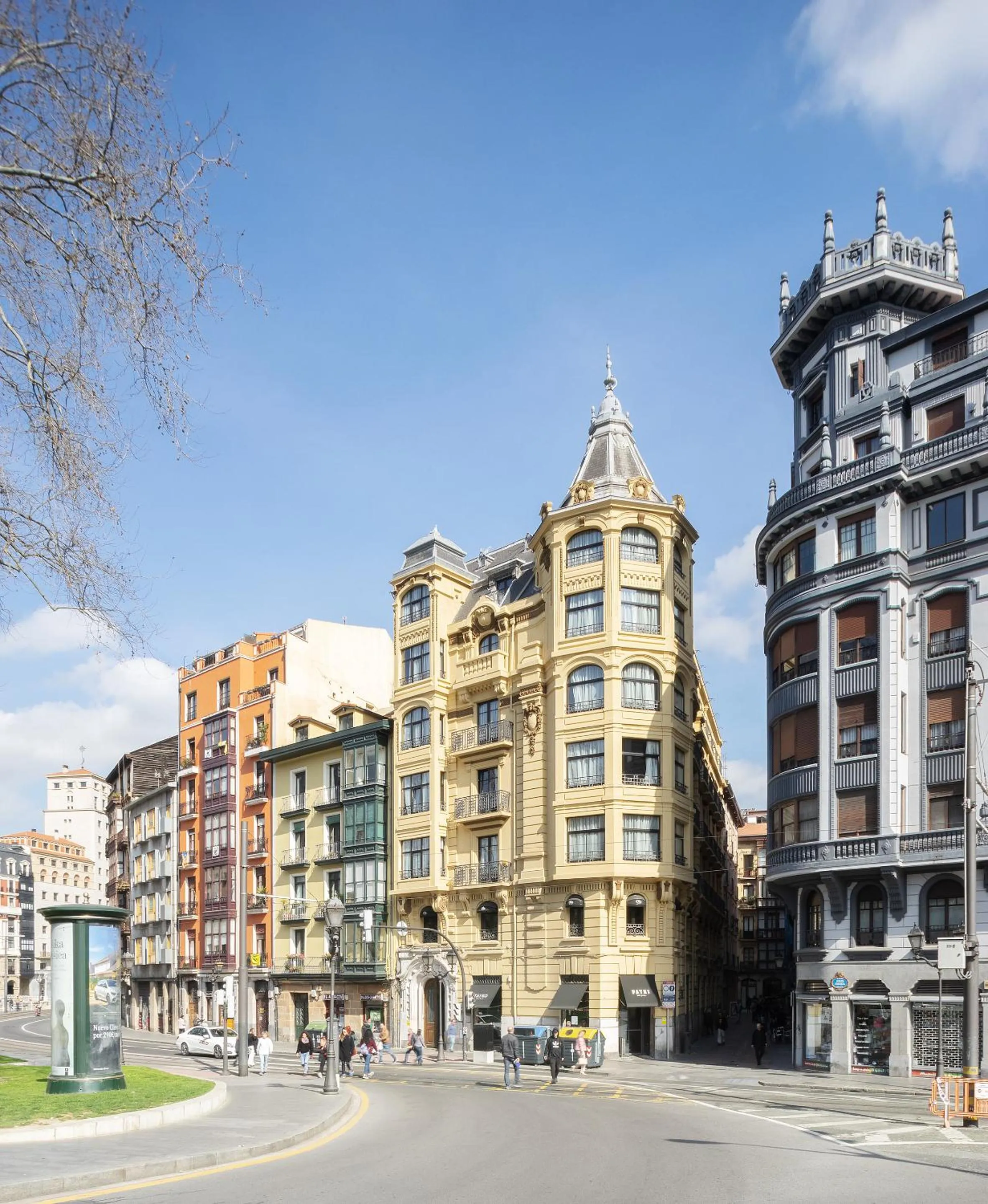 Property building in Hotel Tayko Bilbao
