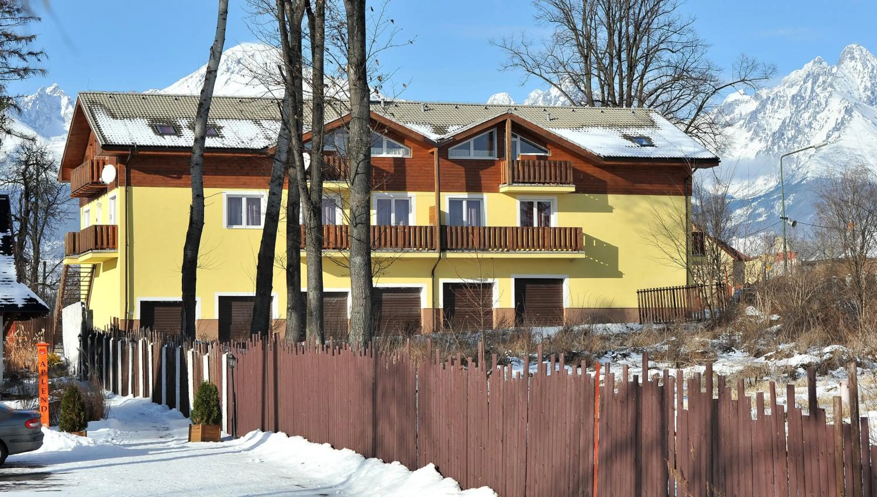 Facade/entrance in APLEND Tatry Holiday