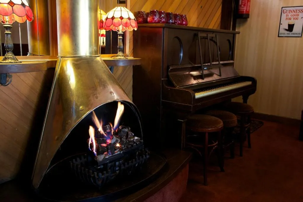 Property building in Tully's Hotel