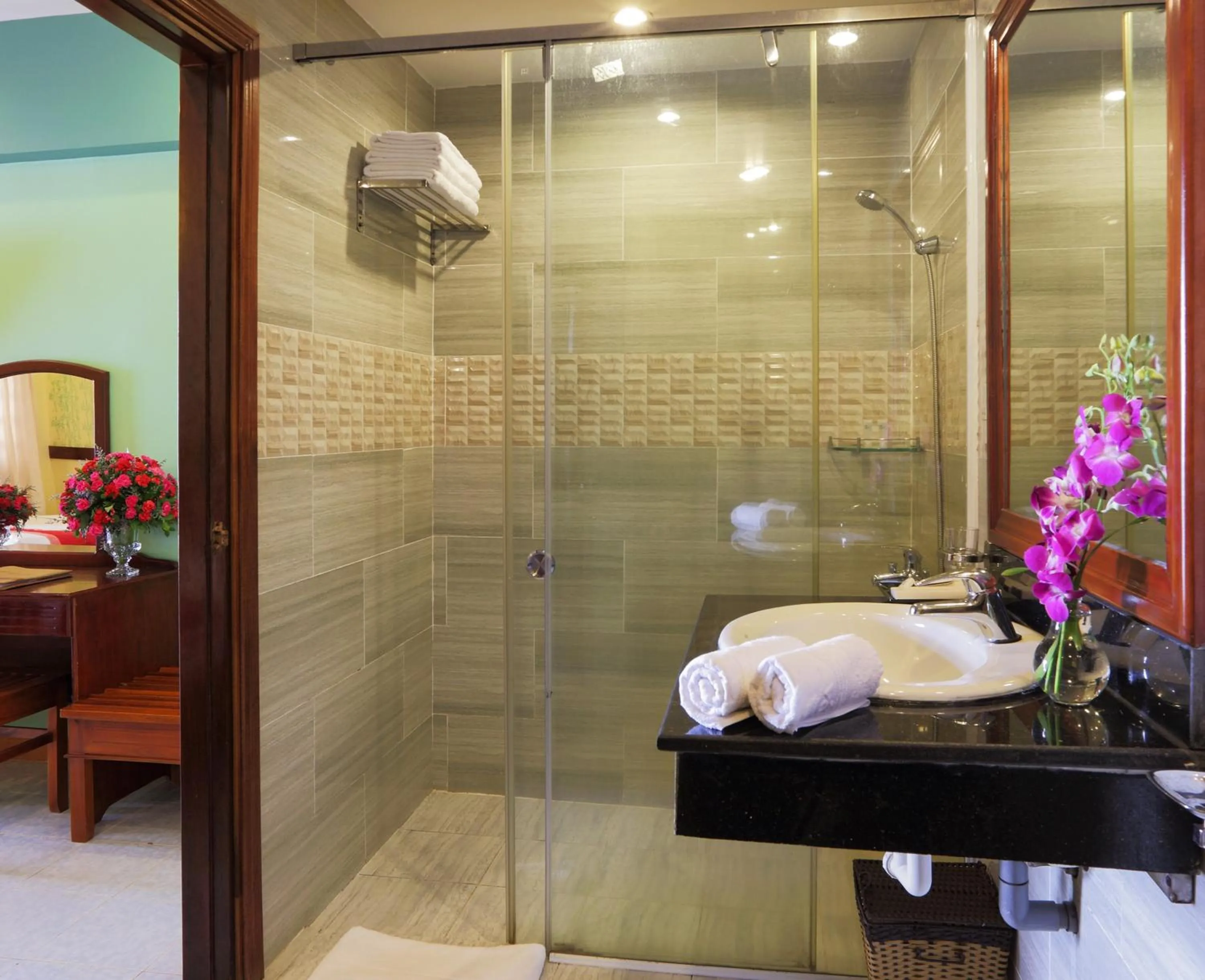 Shower in Kim Hoa Resort
