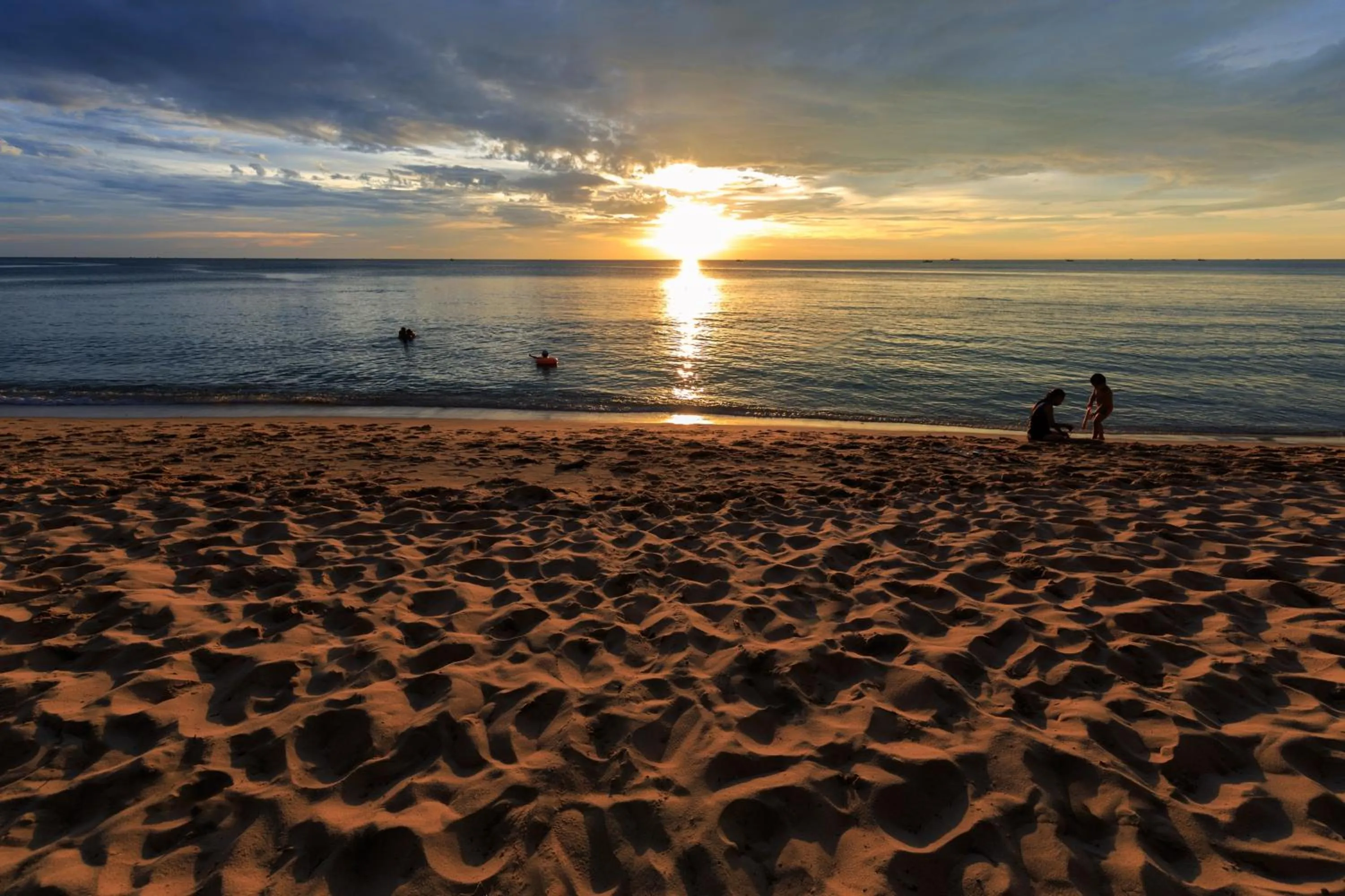 Beach in Kim Hoa Resort